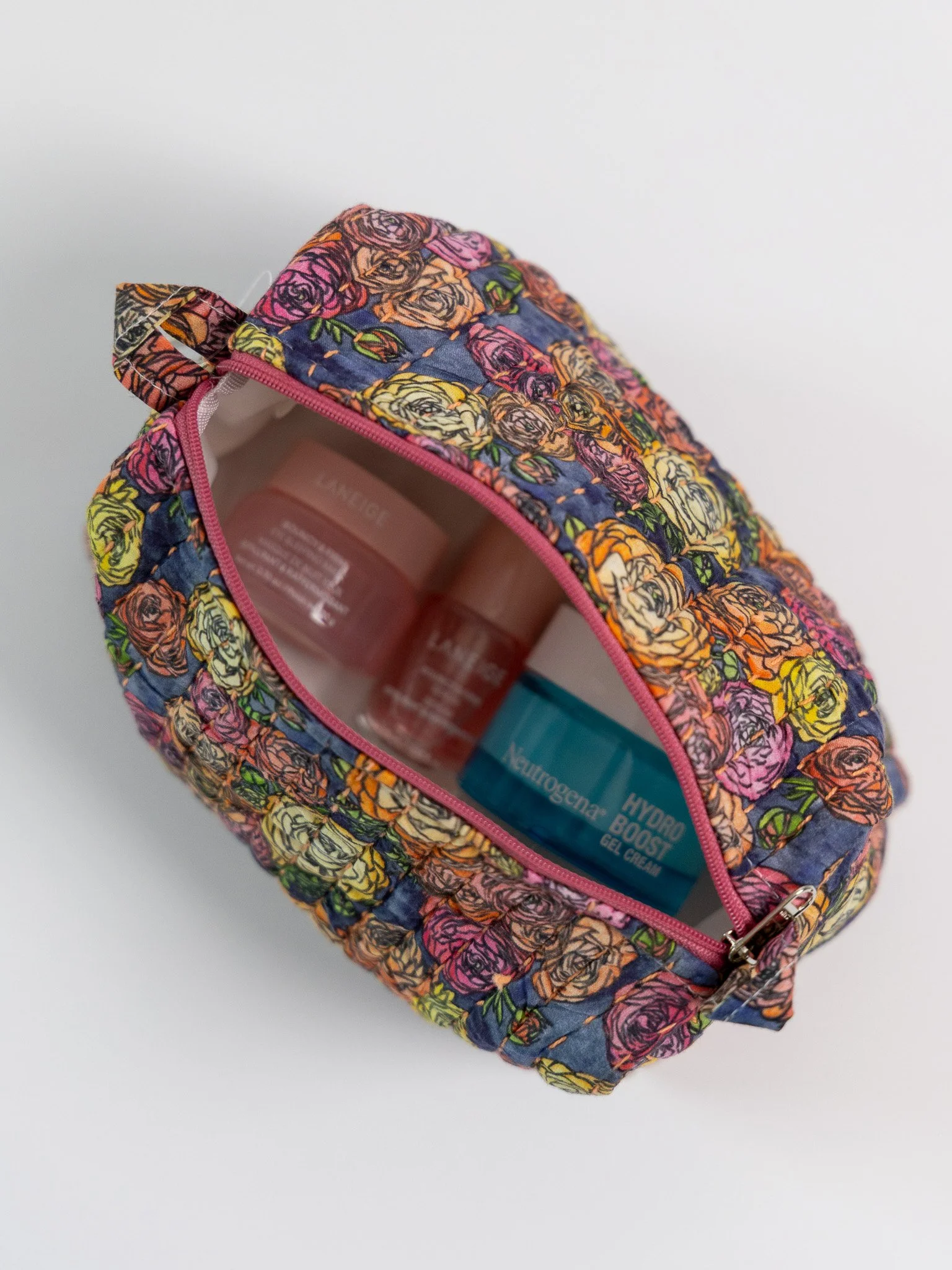 Abigail Leigh Designs Ranunculus Quilted Pouch 4.jpg