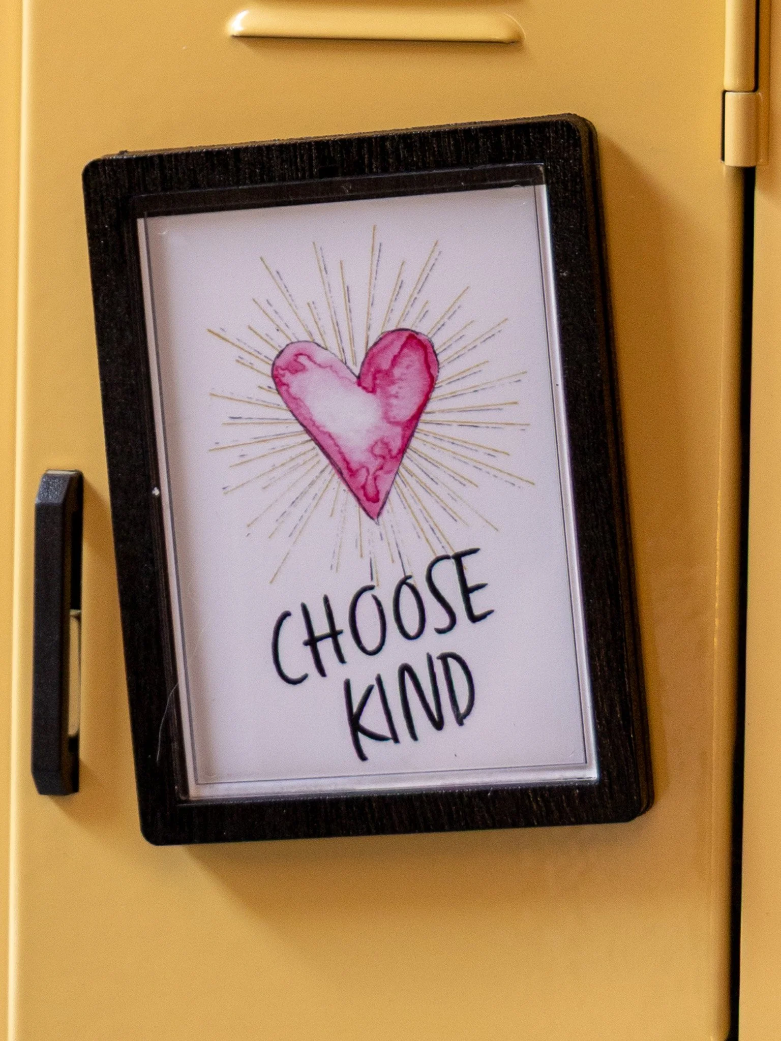 Abigail Leigh Designs Choose Kind Heart Magnet close-up.jpg