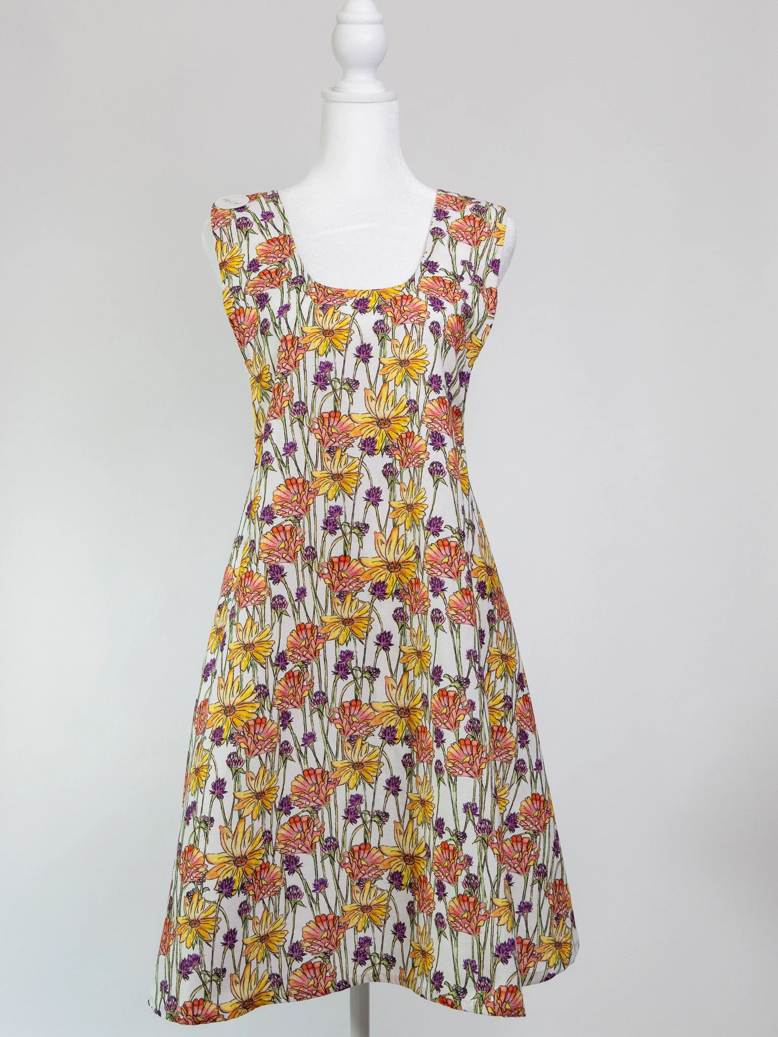 Abigail Leigh Designs Wildflower Apron Front.jpg