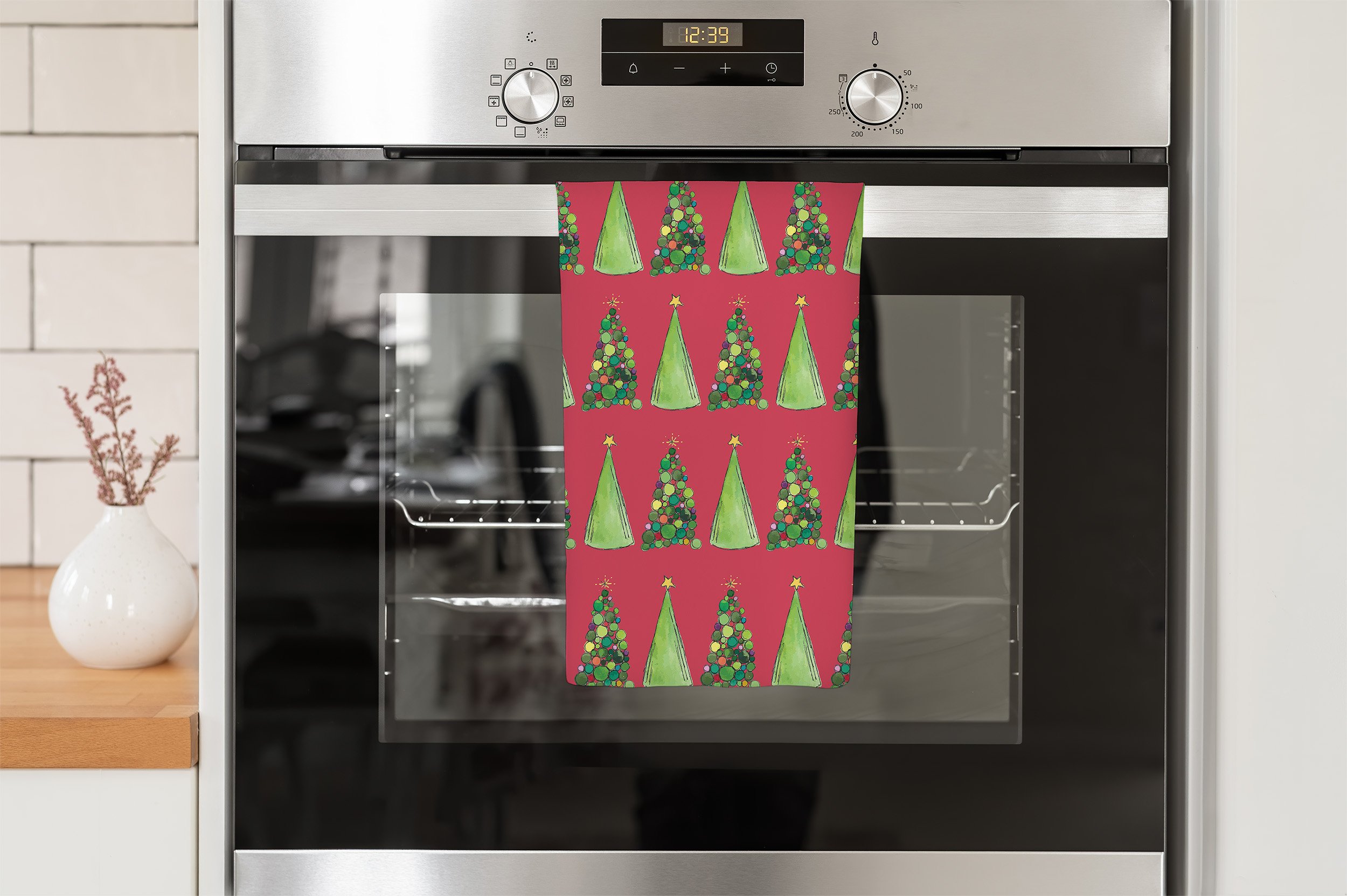 traingletreetowel_oven.jpg