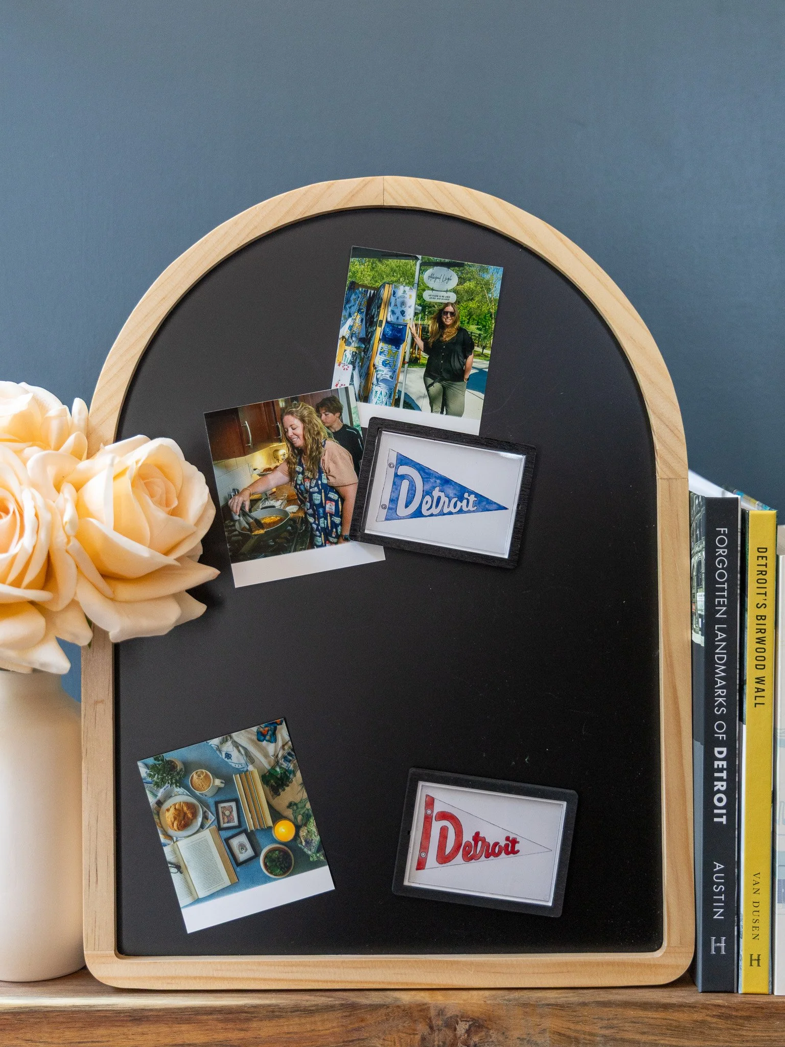 Abigail Leigh Designs Detroit Lions Pendent Magnet chalkboard.jpg