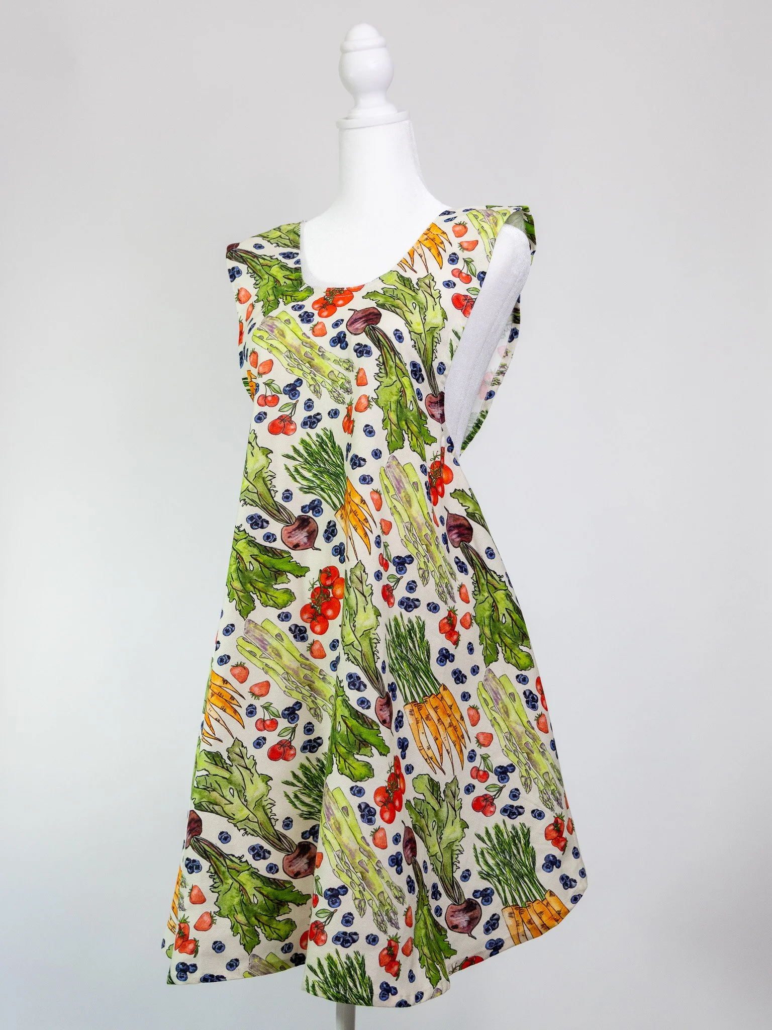 Abigail Leigh Designs Farmers' Market Apron Side.jpg