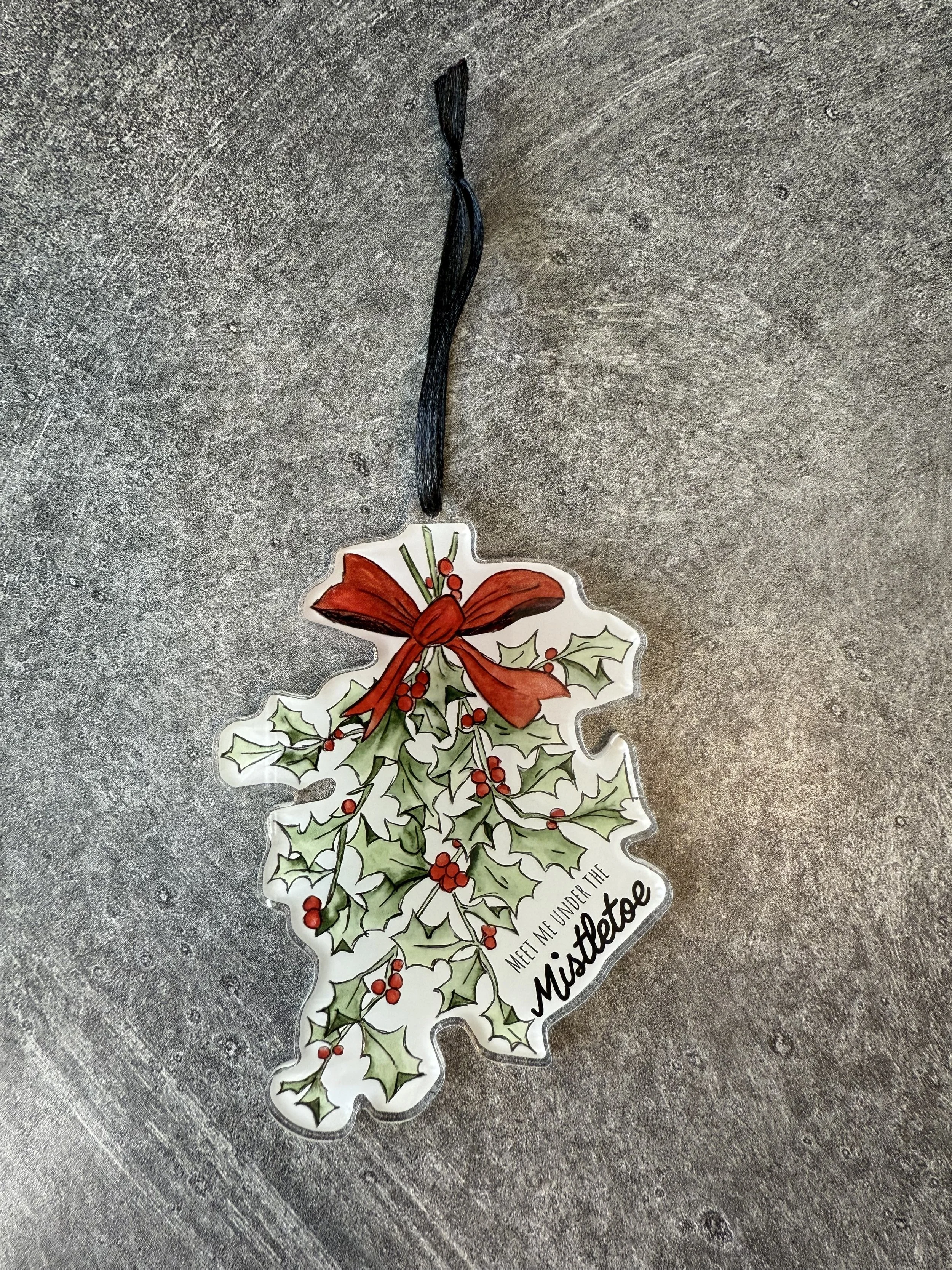 mistletoeornament.jpg