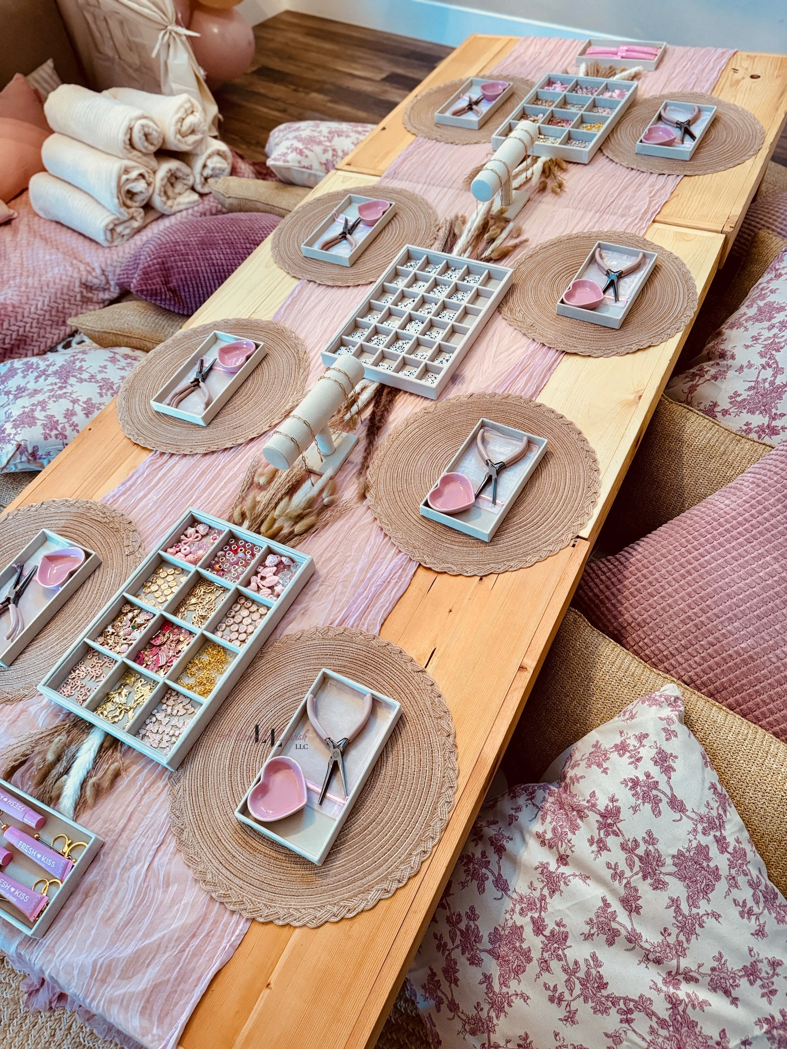 Kids craft activity table ideas birthday party girl girlhood charms lip gloss keychain keychains colourpop best friends preteen teen teens custom paper clip chain beads bay area central valley 