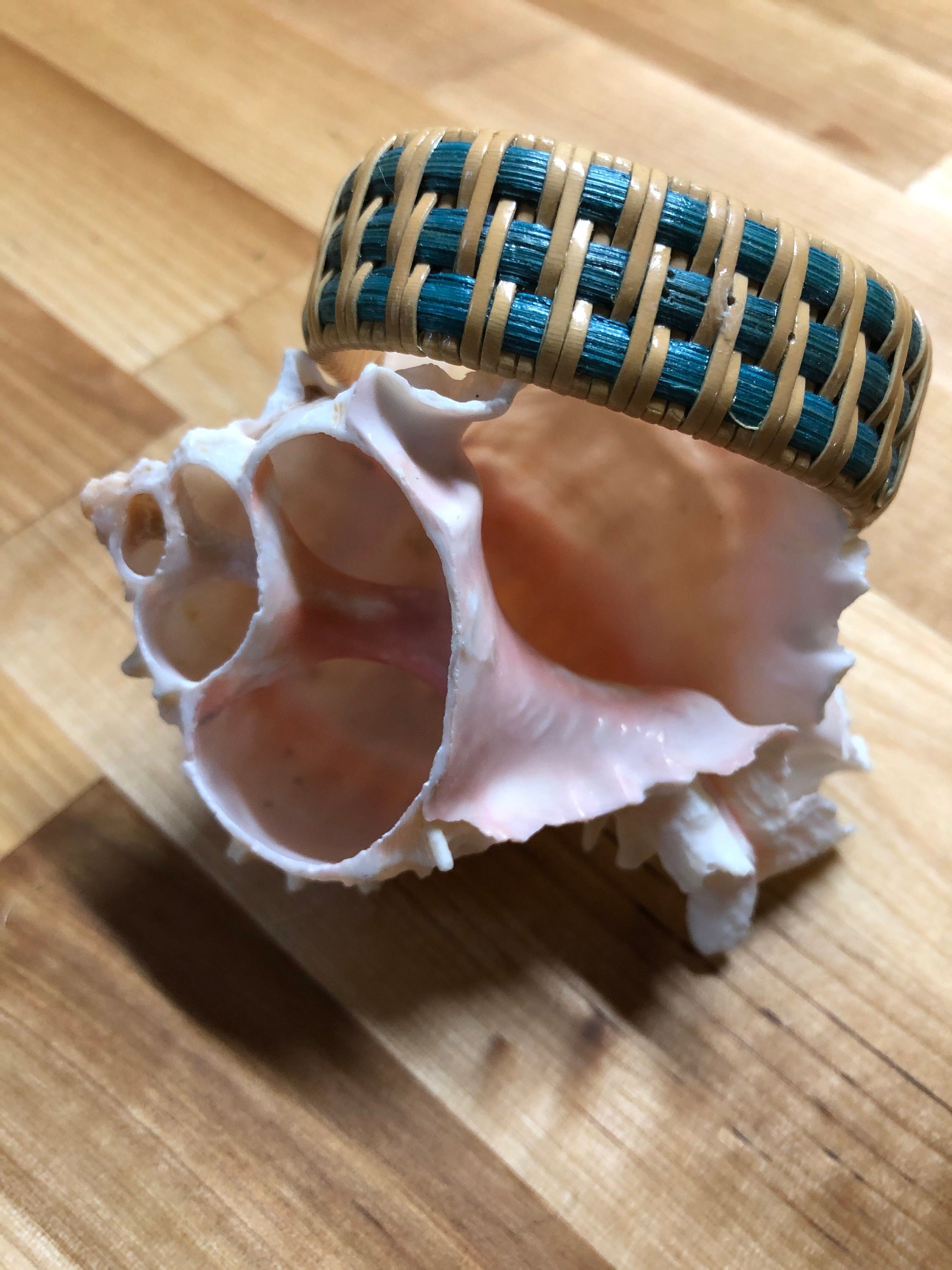 https://i.etsystatic.com/17358629/r/il/321c64/2715137353/il_fullxfull.2715137353_692k.jpg