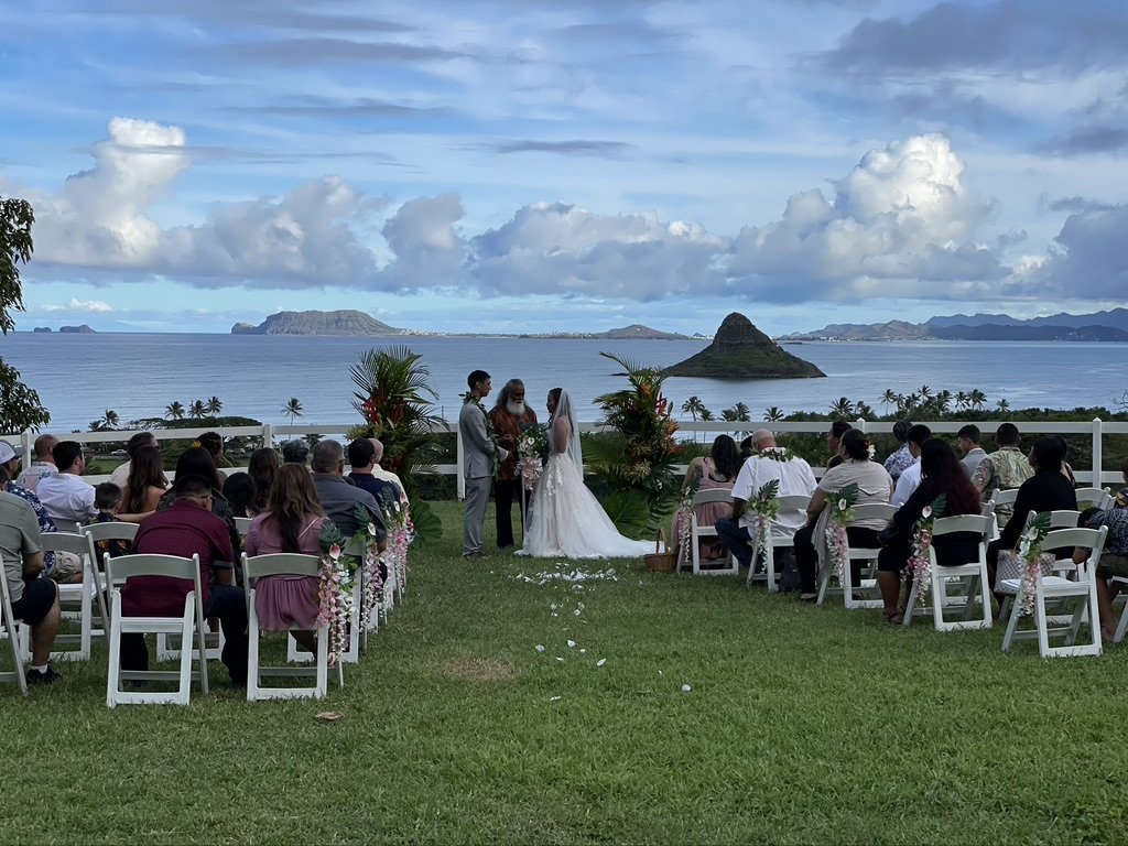 Frobaby-Wedding-Event-DJ-Team-Best-Hawaii-Wedding-DJ-Wedding-Deals4.jpeg
