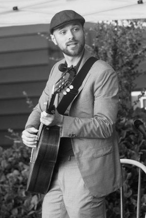 Max-Cobb-Music-Best-Seattle-Wedding-Music-Wedding-Deals1.jpeg