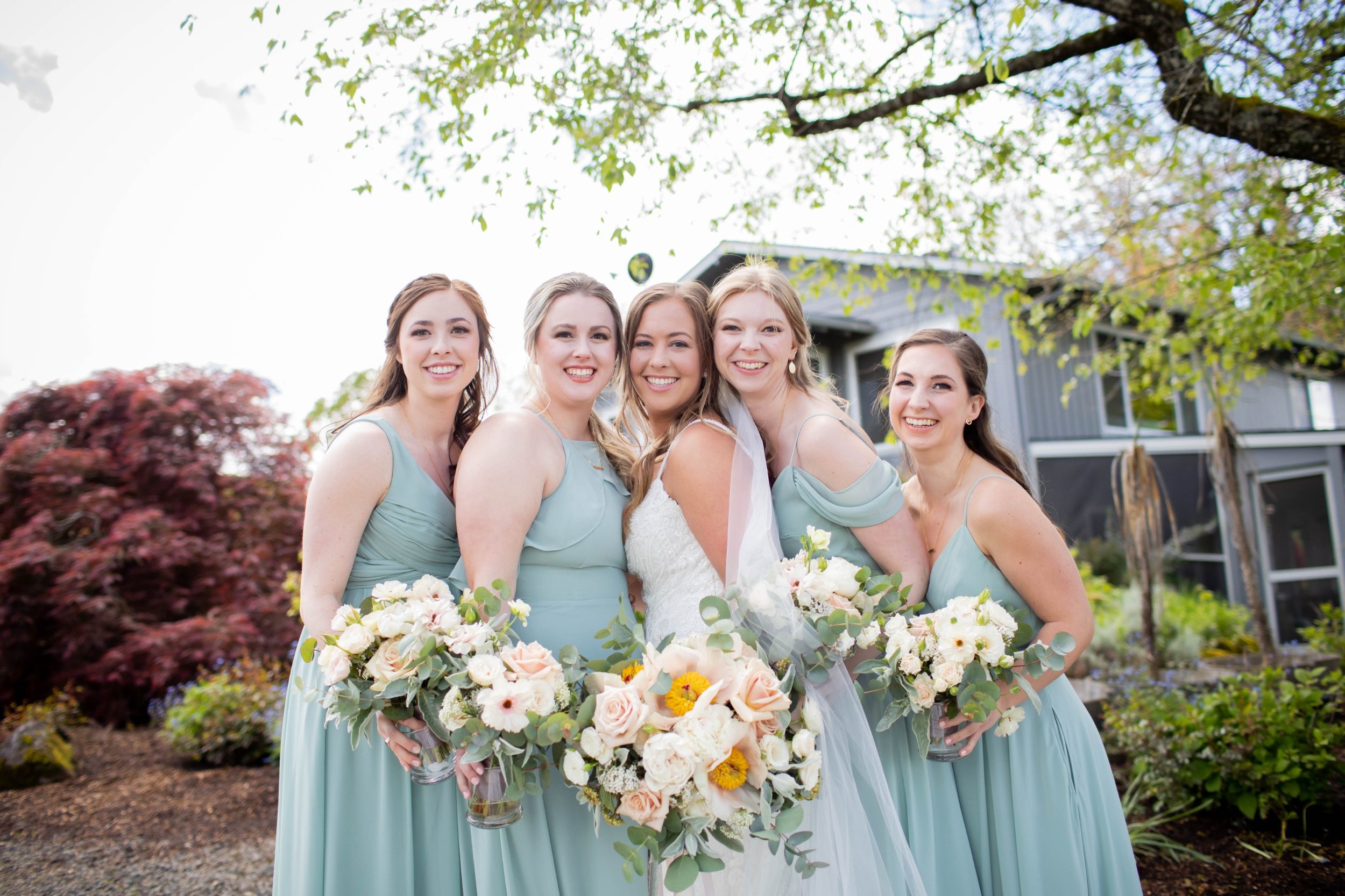 Classy-Pearls-&-Curls---Best-Portland-Wedding-Beauty-Wedding-Deals6.jpeg
