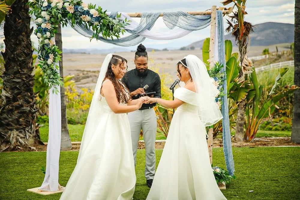 Brent-Zuniga--Best-San Diego-Wedding-Officiant-Wedding-Deals8.jpeg