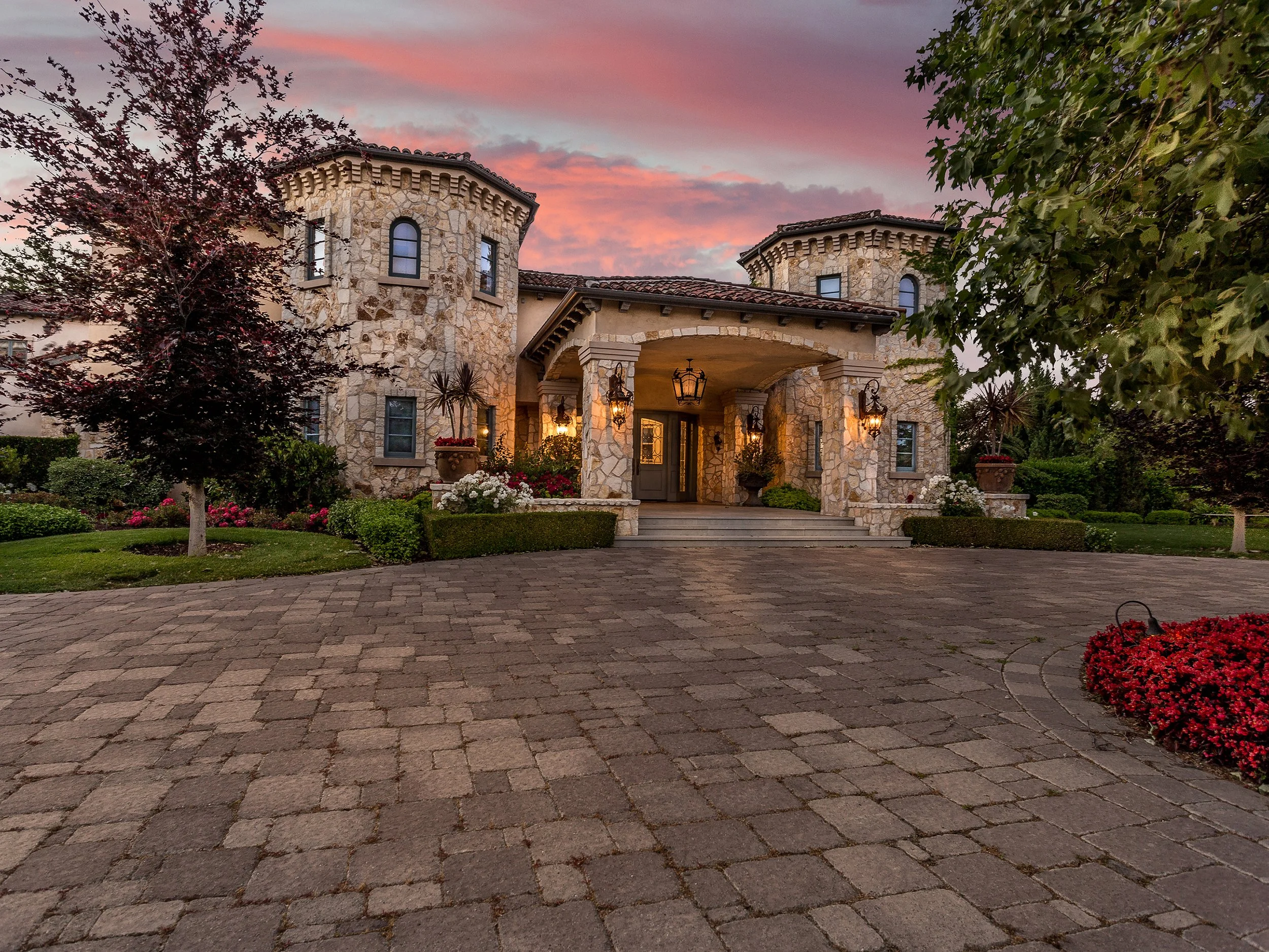 Frontgate Real Estate
