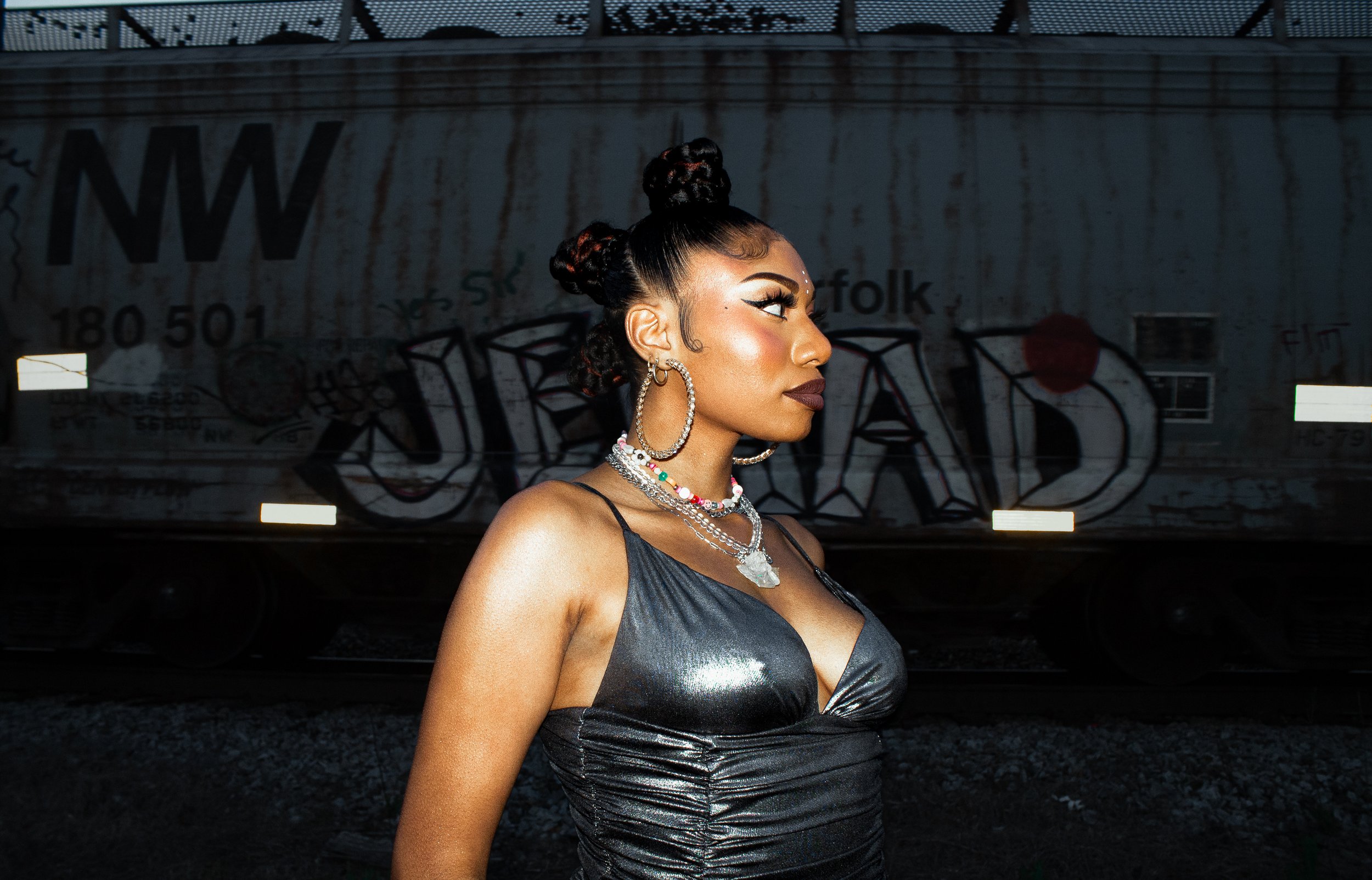 STUDIO PORTRAIT - -44.jpg