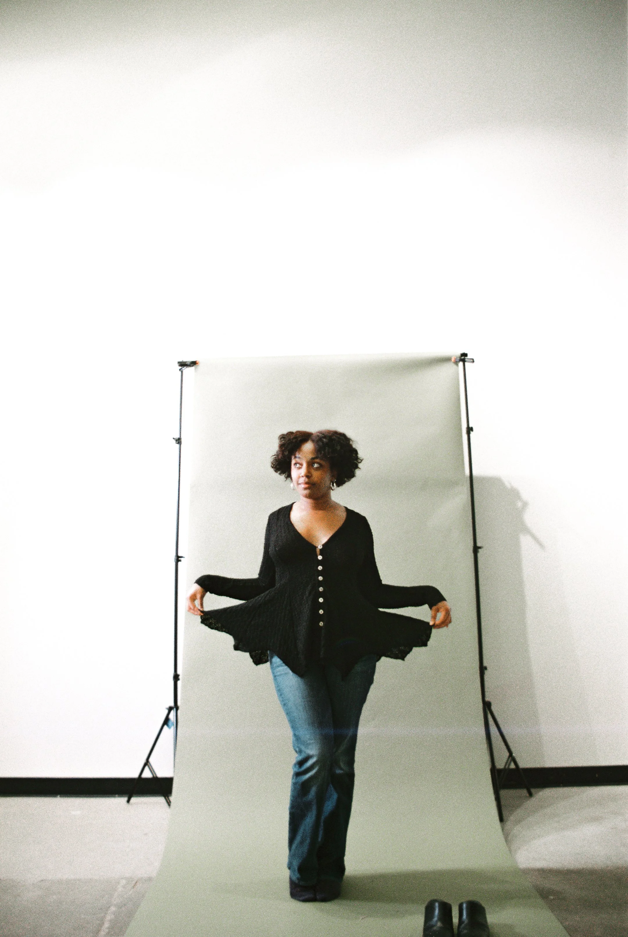 STUDIO PORTRAIT - -12.jpg