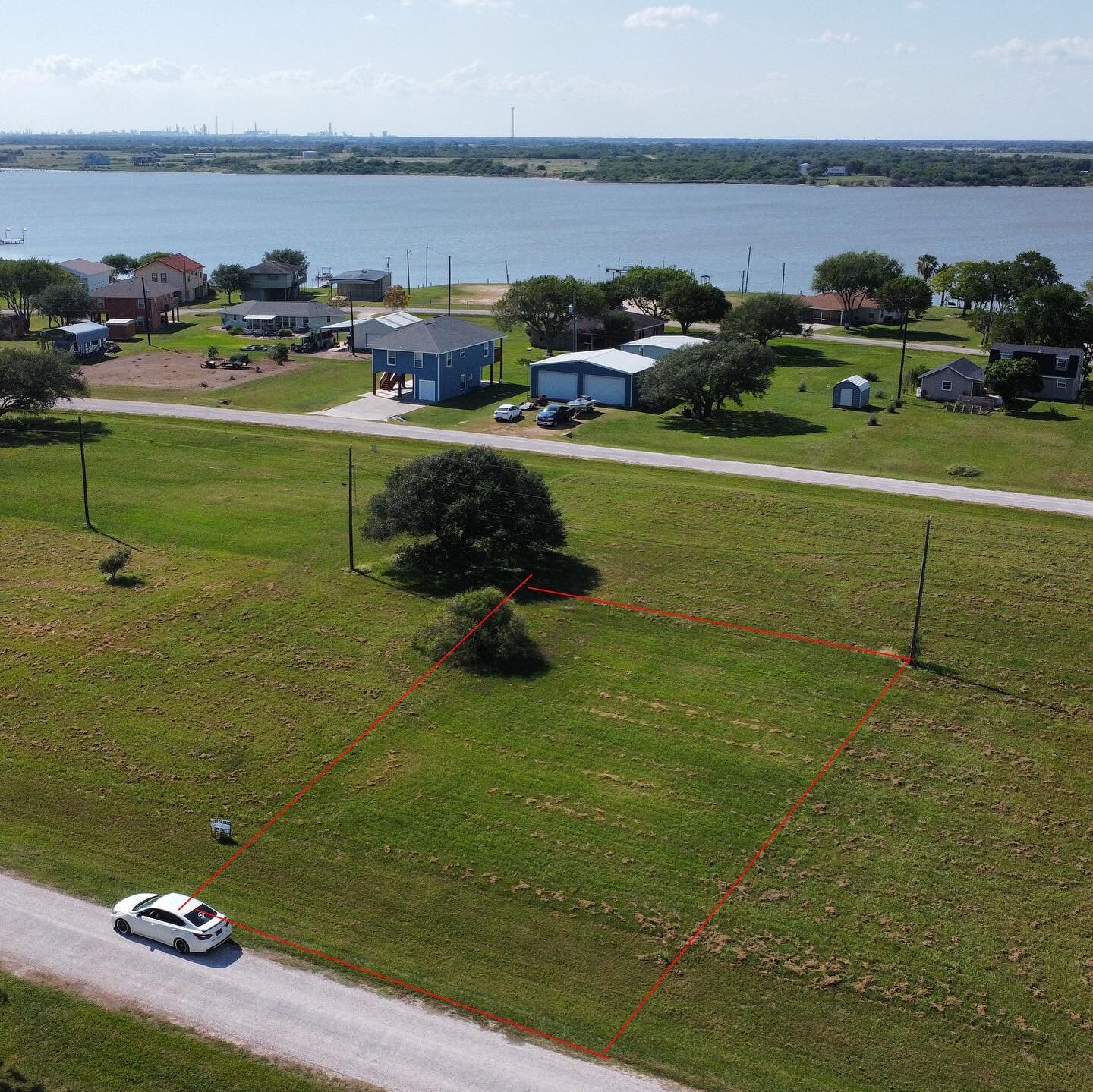 ❌SOLD❌Beautiful 😍 7,000 Sqft lot for sale in a gated community out in Palacios,Tx 
 
Call Us Now For More Details
346-235-6767

#capecarancahua #palaciostx #waterfront #land #lotforsale #landforsalebytheowner