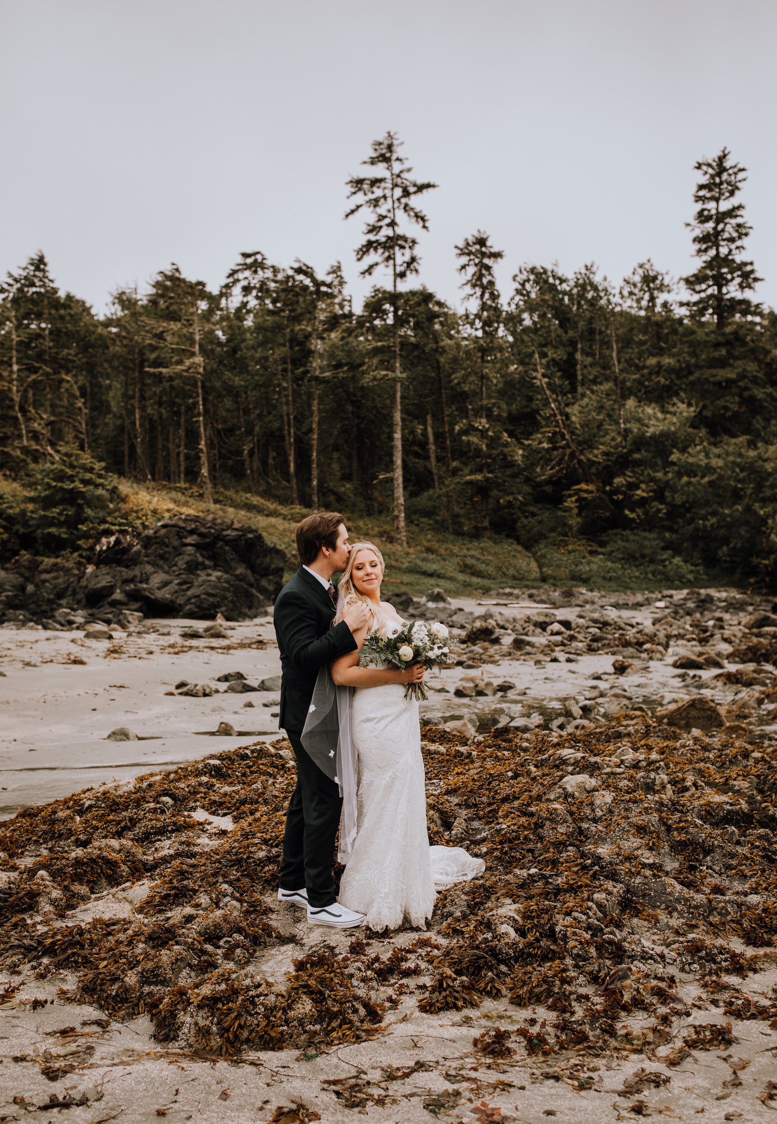 Brooke and Devin Wedding - Tin Wis Best Western Tofino Vancouver Island British Columbia - Elyse Anna Photography-4052.jpg