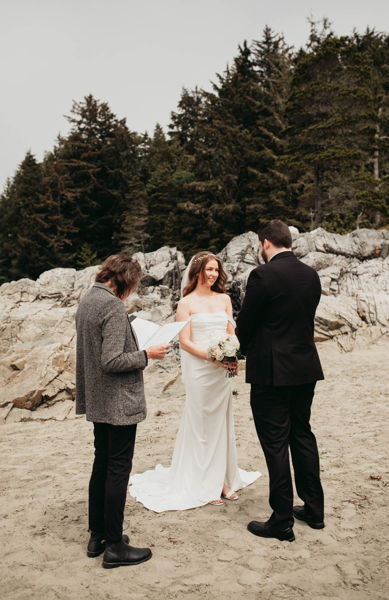 Kayla Kieran elopement - Tofino Vancouver Island British Columbia - Elyse Anna Photography-1552.jpg
