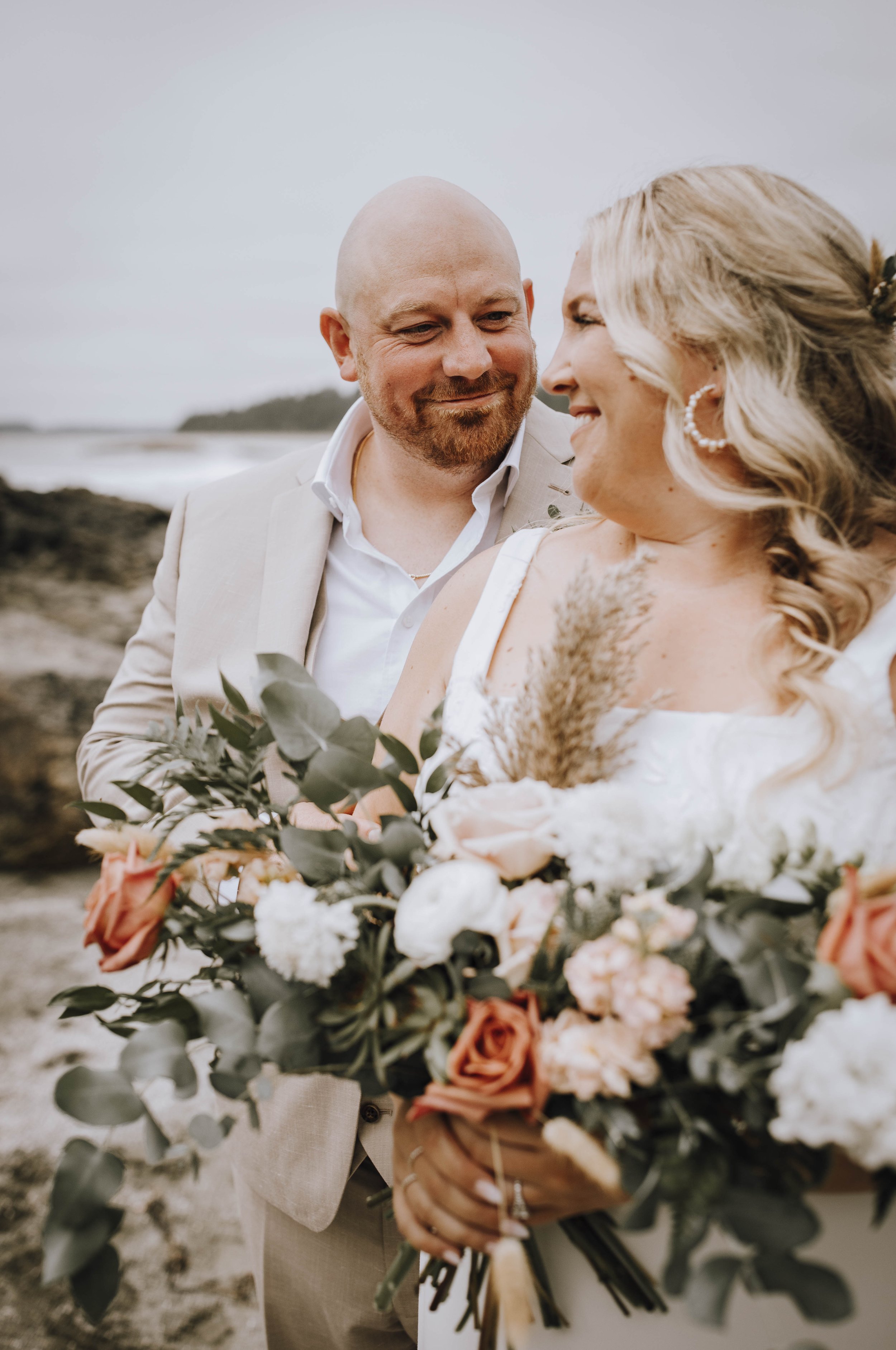 Jamie and Brad wedding - Tofino Vancouver Island British Columbia - Elyse Anna Photography-3373.jpg