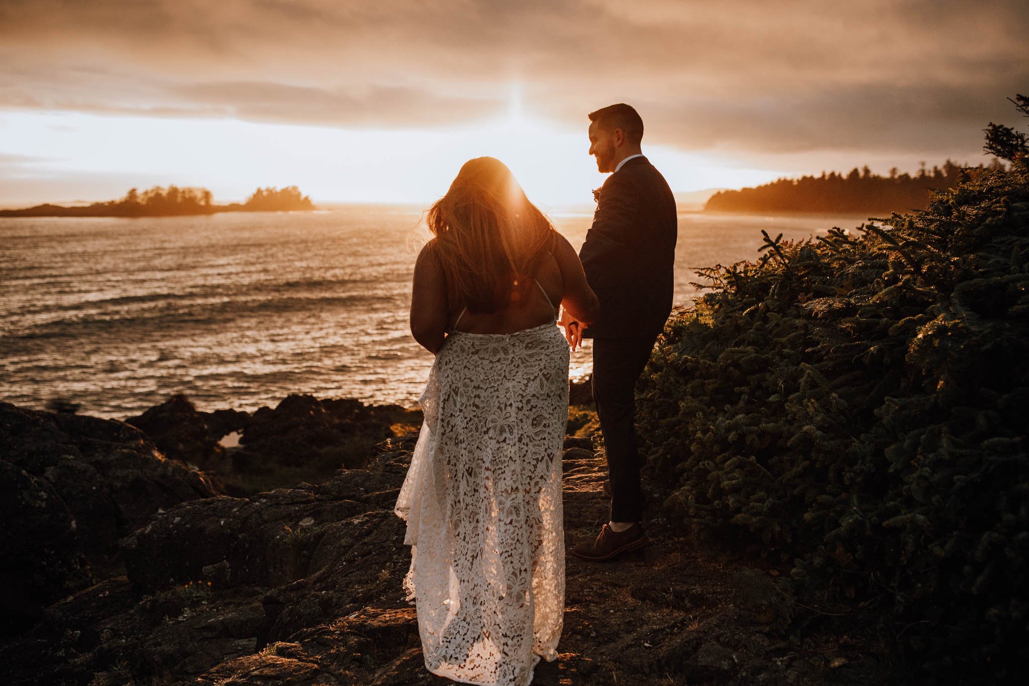 Clarize and David Elopement - Tofino Vancouver Island British Columbia - Elyse Anna Photography-2478.jpg