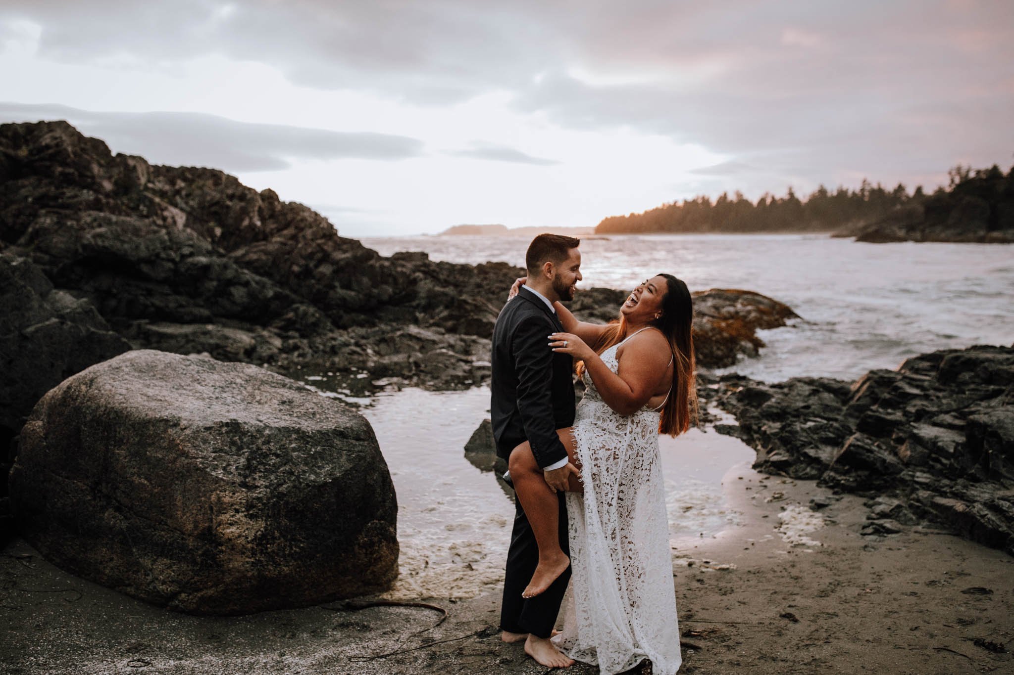 Clarize and David Elopement - Tofino Vancouver Island British Columbia - Elyse Anna Photography-2784.jpg