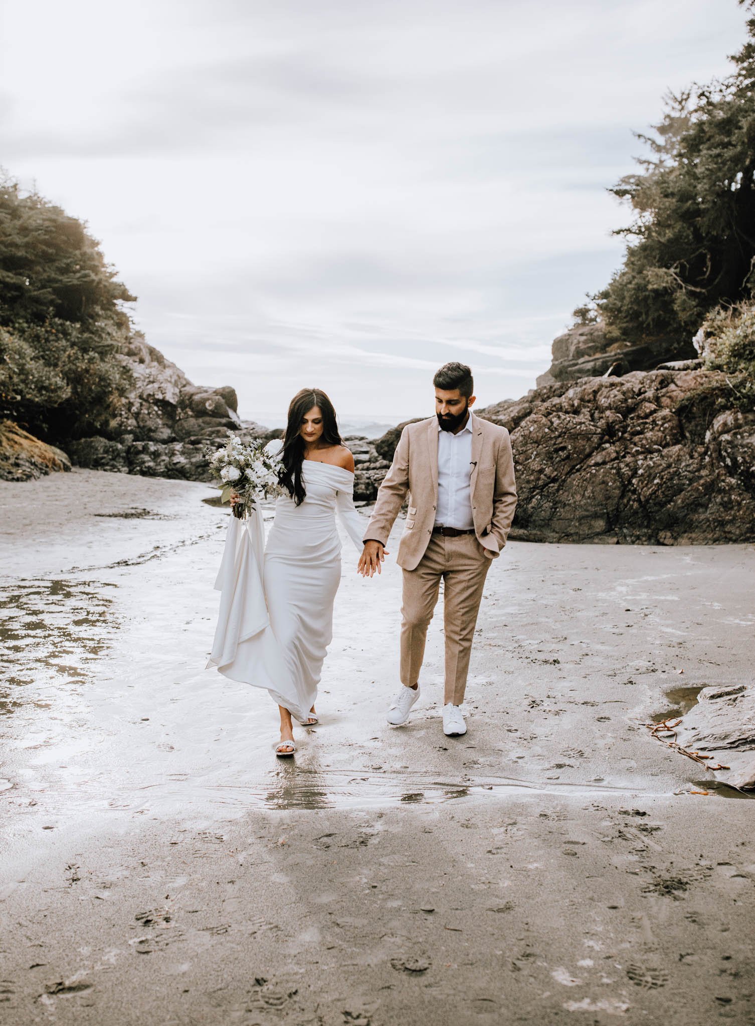 Sabreen and PJ Elopement - Tofino Vancouver Island British Columbia - Elyse Anna Photography - Vancouver Island Elopement-3191.jpg
