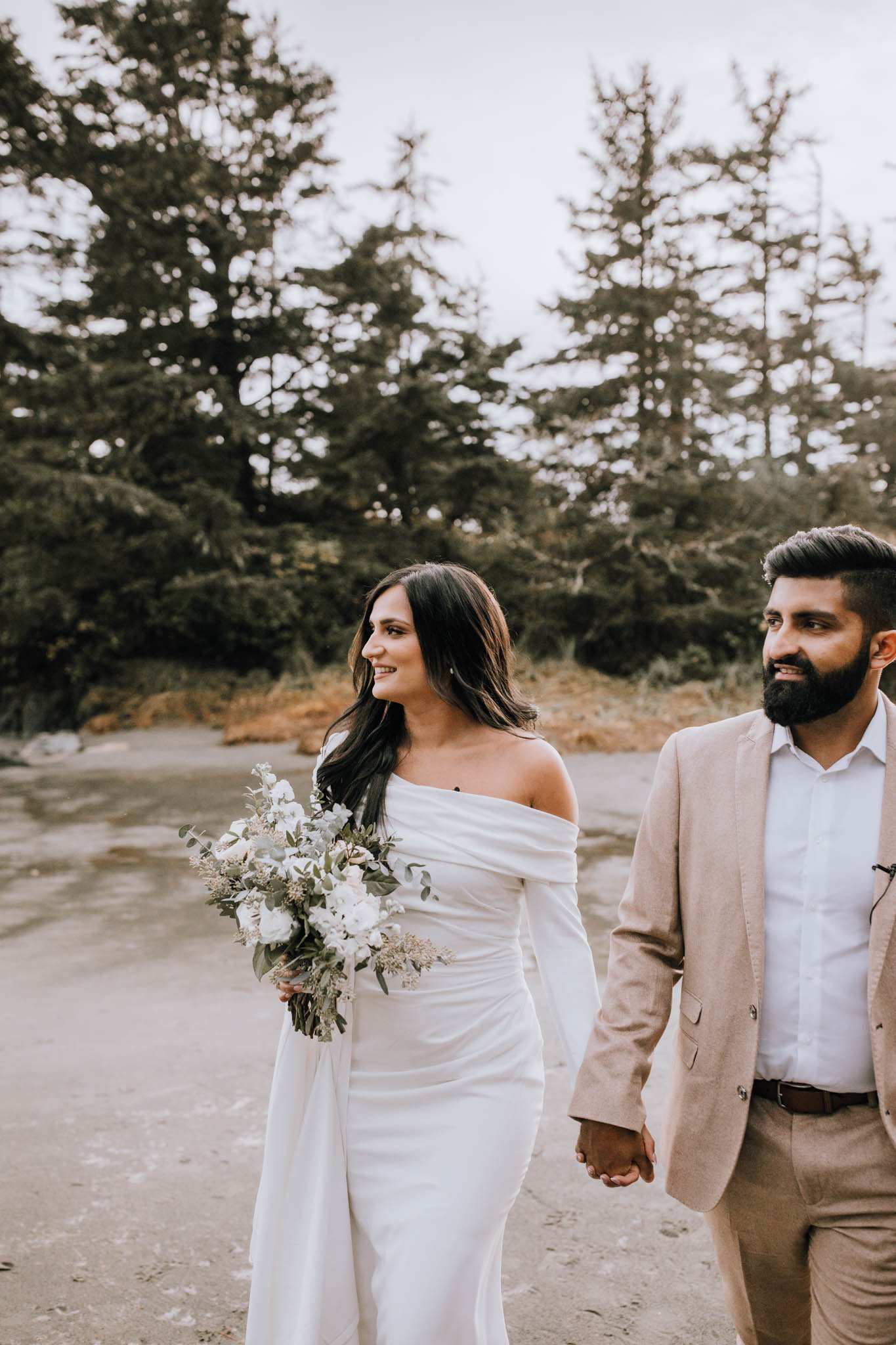 Sabreen and PJ Elopement - Tofino Vancouver Island British Columbia - Elyse Anna Photography - Vancouver Island Elopement-3202.jpg