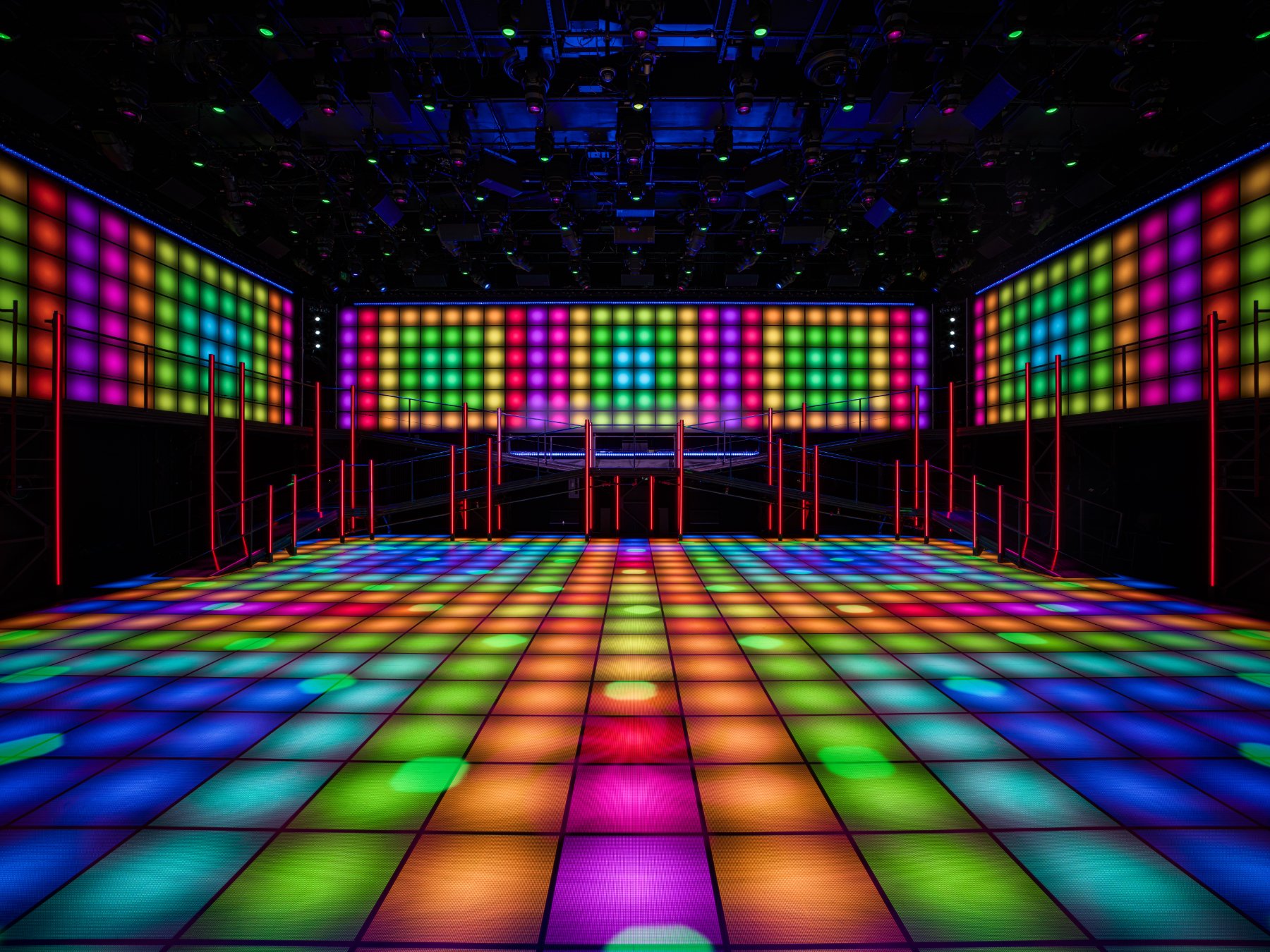 Discoshow Rainbow Small.jpg