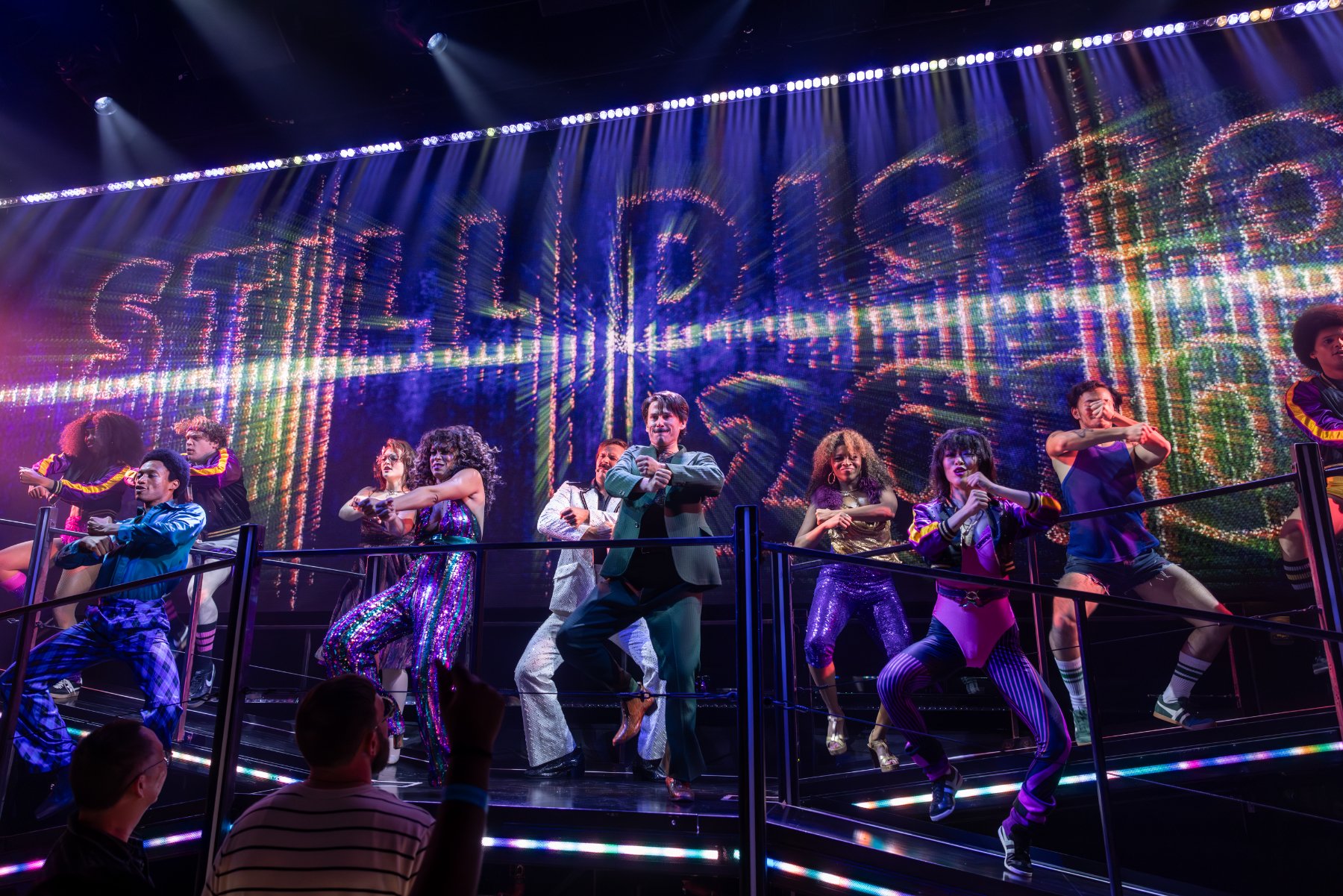 Discoshow Finale small.jpg