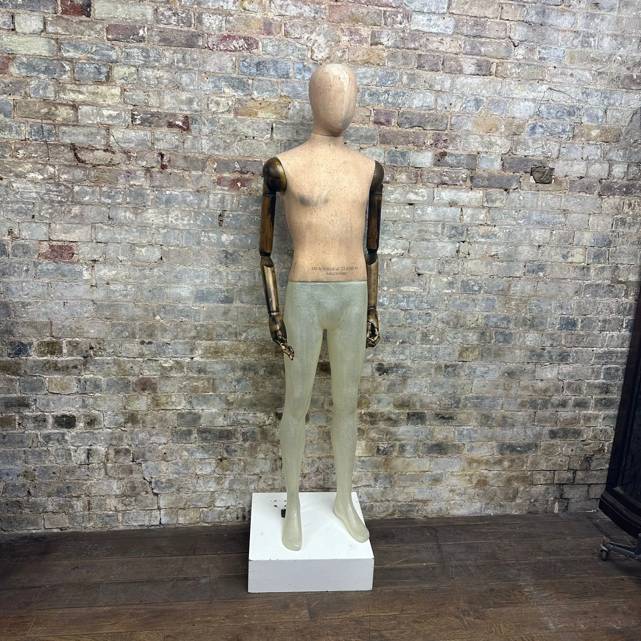 PIERRE IMANS WAX MANNEQUIN — D & A BINDER