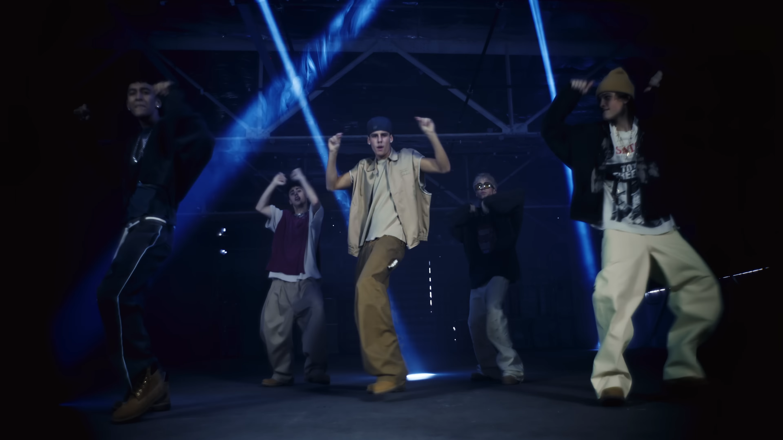 JYT - No Pressure (11).png