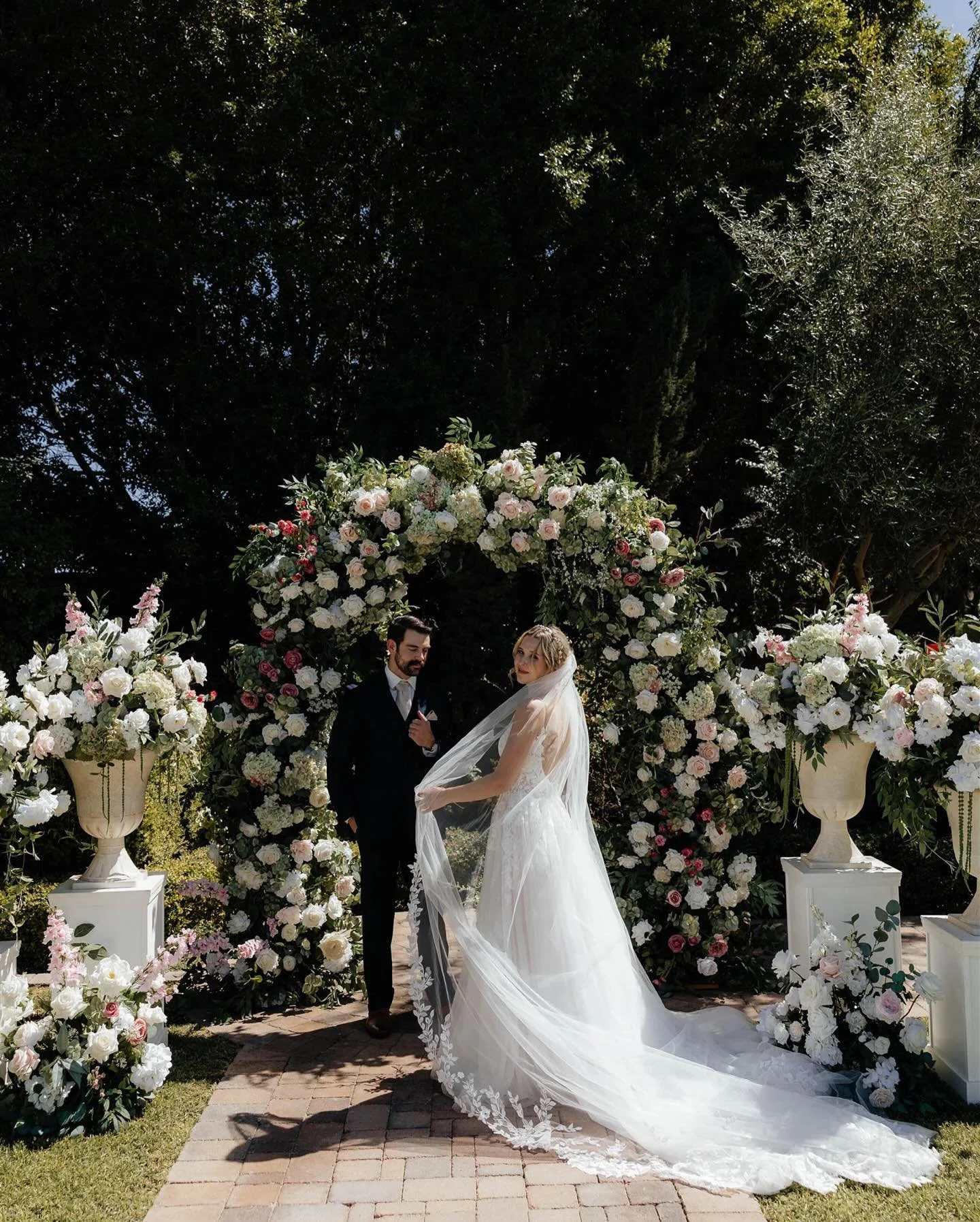when @taylorswift dropped &ldquo;Your English teacher and your gym teacher are getting married,&rdquo; we all collectively gasped &mdash; those florals, that magic. 🌸

This shoot was inspired by that moment, and @cactusbloomevents + this team brough