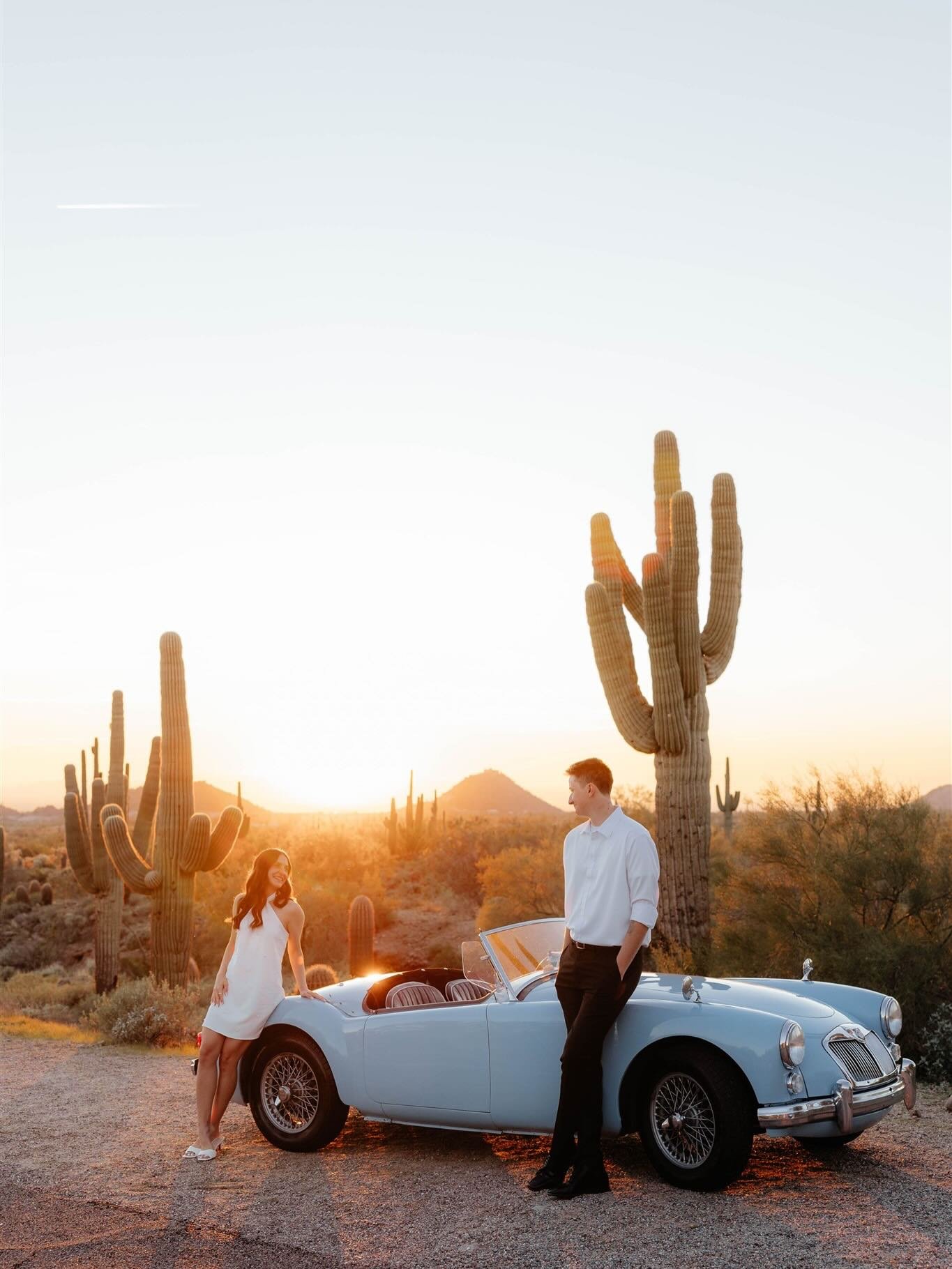 vintage family car at your engagement session? day less. 

#cabophotographer
#arizonaphotographer 
#arizonaweddingphotographer 
#caboweddingphotographer #arizonaengagementphotographer