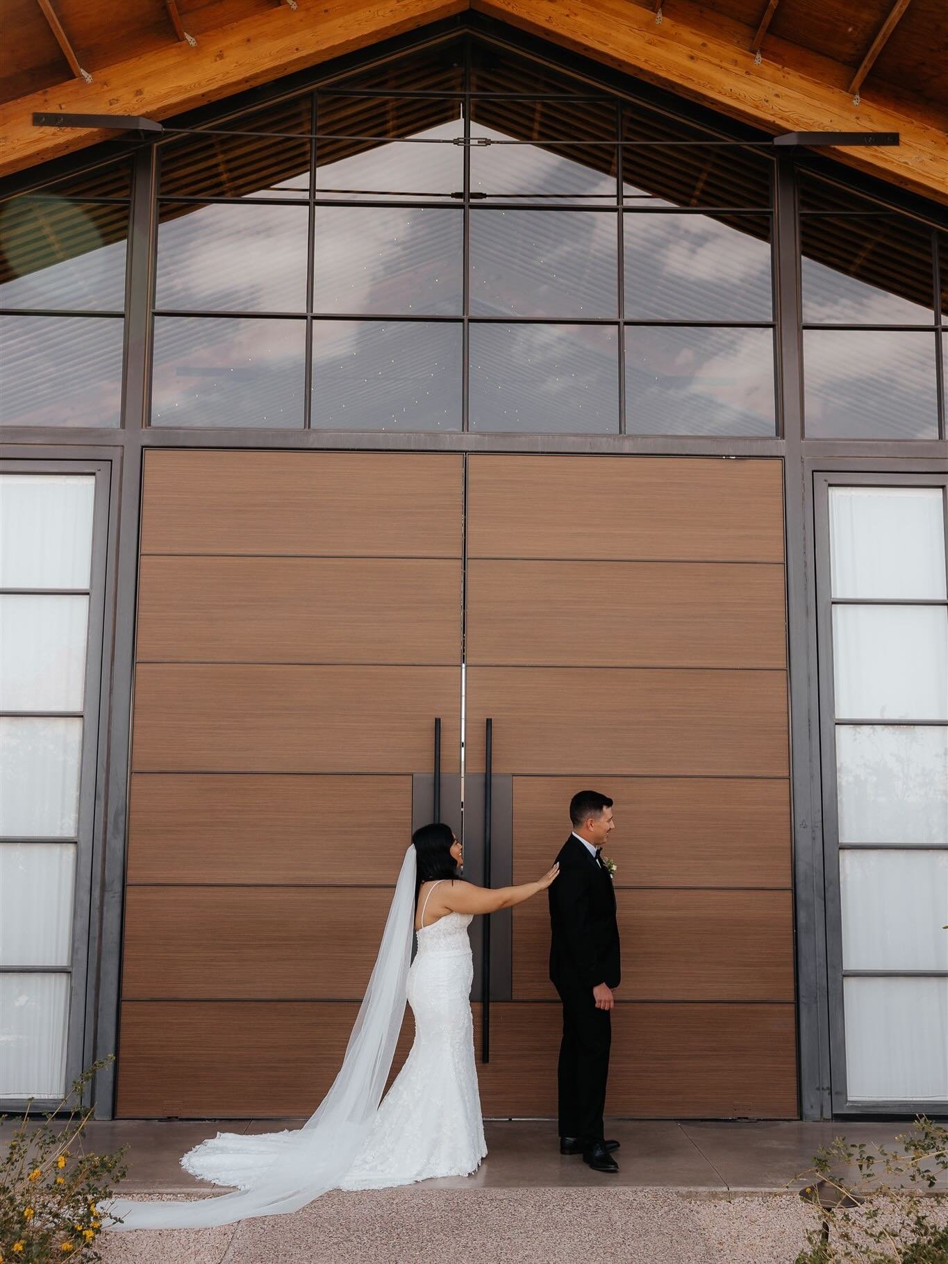 first look moments @thepaseovenue 💫

love being in the business of capturing tears 🥹

vendor team:
Venue: @thepaseovenue
Bridal Attire: @weddingbellesaz
Bridesmaid Attire: @azazieoffical
Cake/Desserts: @whiskandpaddle_az
Beverages/Bartending: @onth