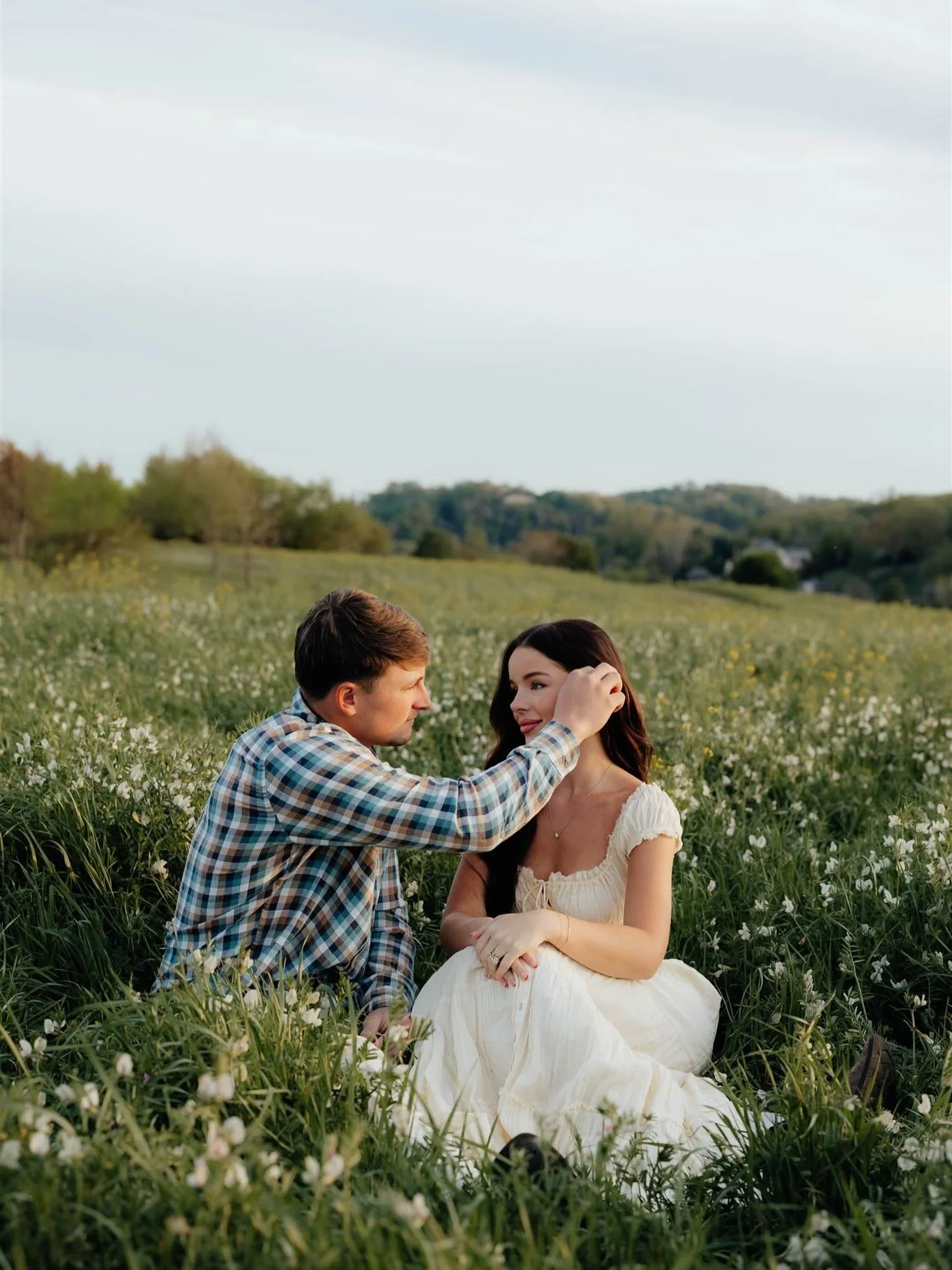my first photoshoot in tennessee 🥹

catch me frolicking through fields with all of you from here on out 🌾

#tennesseeweddingphotographer #tennesseephotographer #tennessee #tennesseewedding #tennesseeengagementphotographer