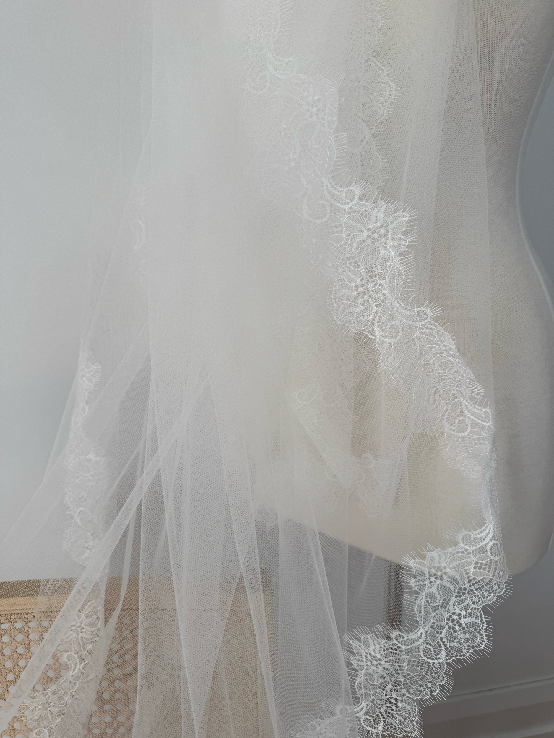 Mantilla Lace edge veil