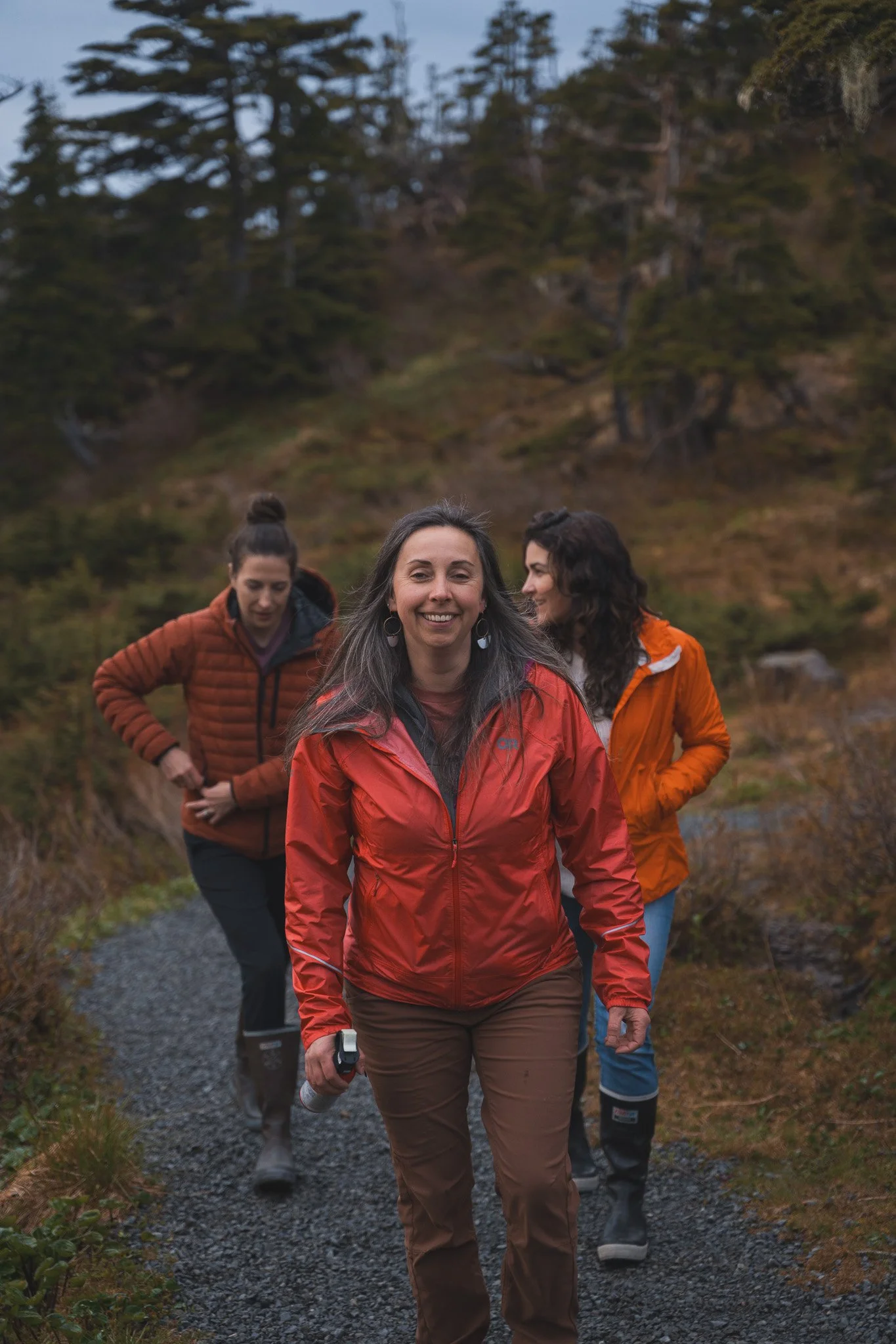 Jeren Leading Guests on Hike.jpg