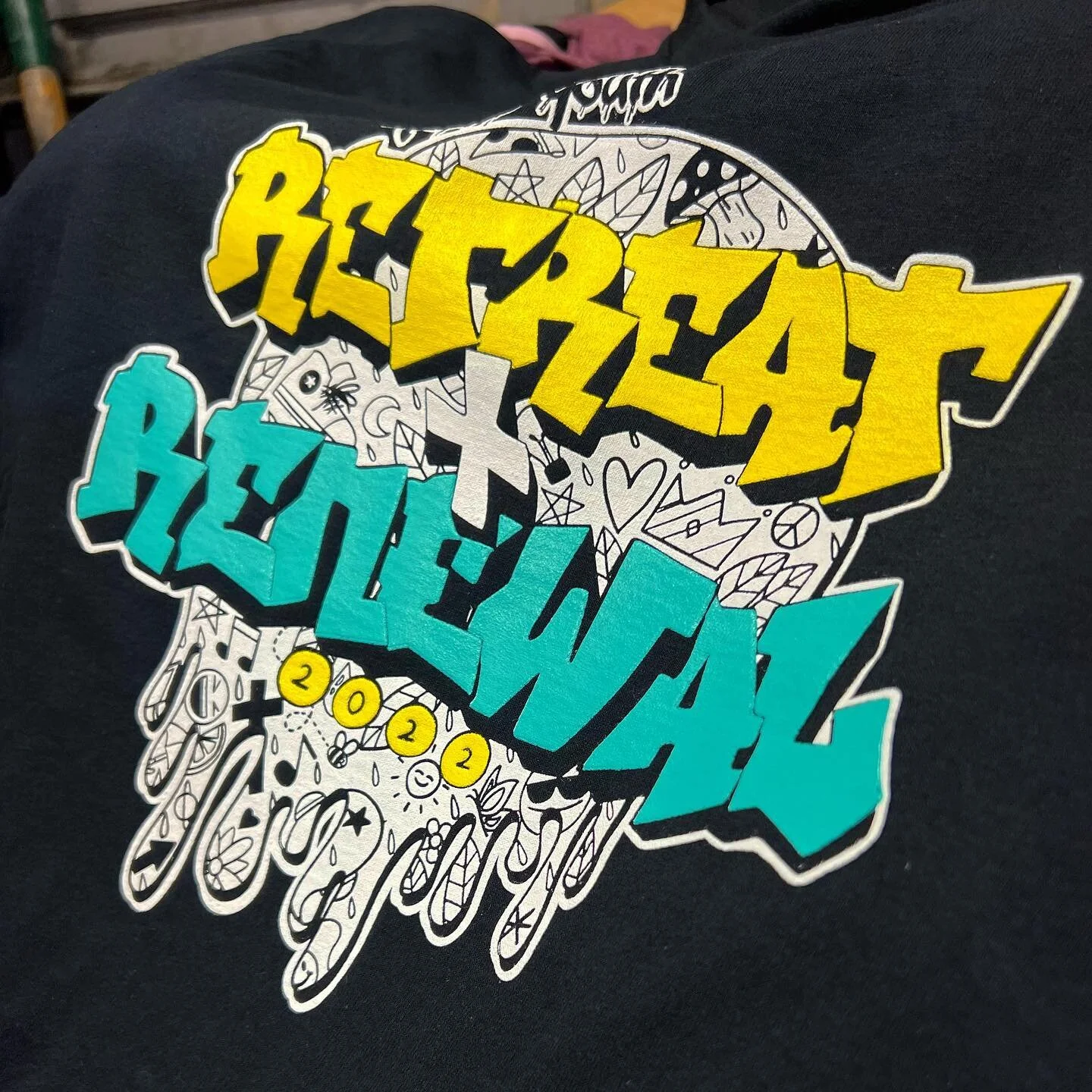 Recent work for @tgcparkslope

Contact us for your next tshirt/Merch/apparel/swag order. 

Link in bio!
#CommunityPrintLab #screenprinting #nyc #youth #tshirts #merch #swag