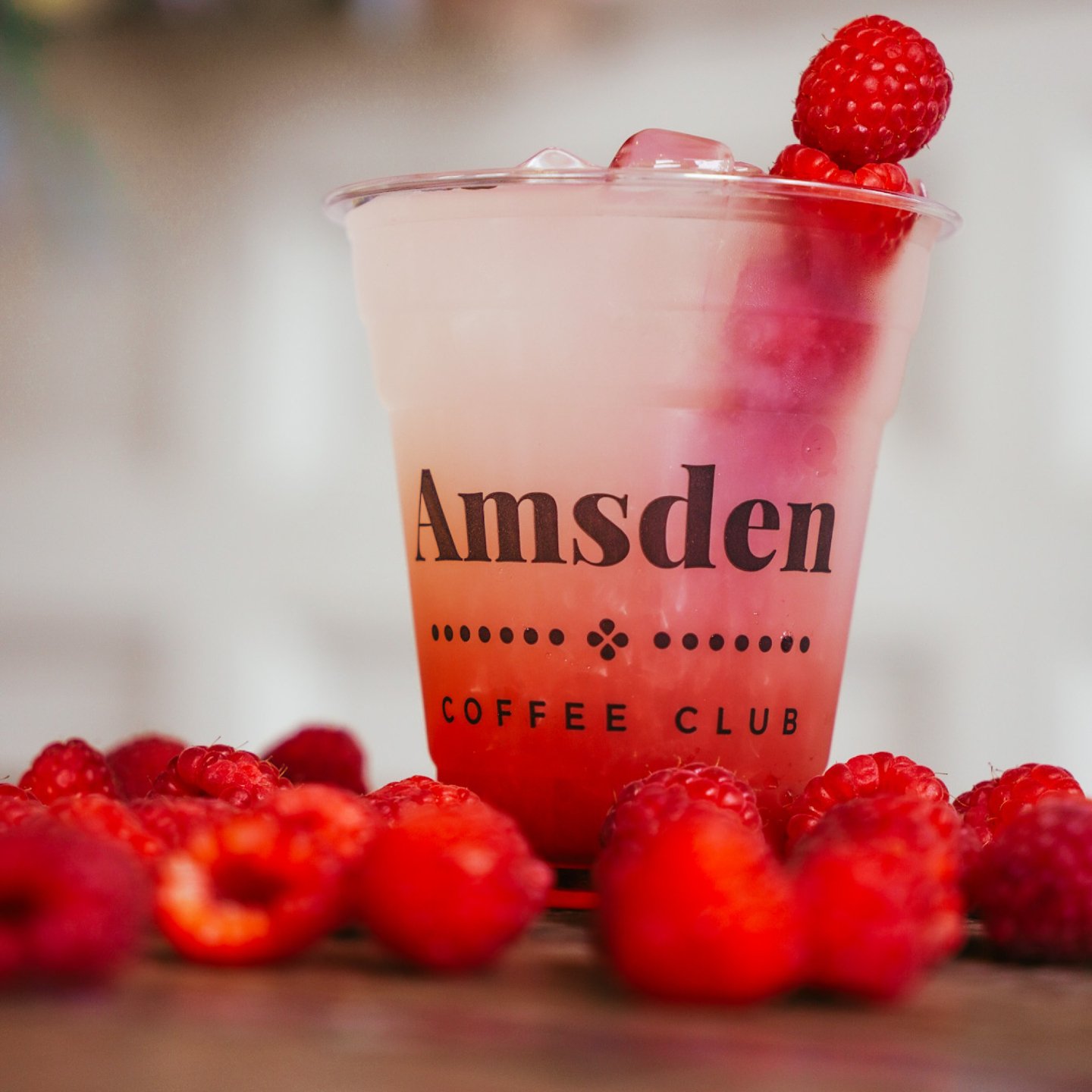 Feeling a little sour? Let us sweeten up your day with our tangy Raspberry Lemonade! 🍋💖 It's like sunshine in a glass! 

#theamsden #amsden #amsdencoffeeclub #gathermercantile #sharethelex #versailles #shoplocalky #explorekentucky #coffeesesh #coff