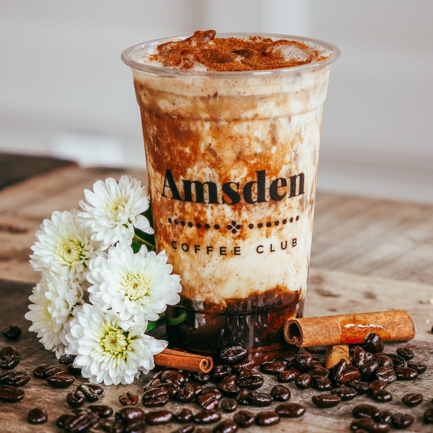 🍯✨ Wake up and shake it up with our Iced Cinnamon Honey Shaken Espresso with Oat Milk! 🎉💃 Get your caffeine fix with a dash of sweetness and a whole lot of sass! Who knew coffee could be this deliciously fun? 😋✨ 

#theamsden #amsden #amsdencoffee