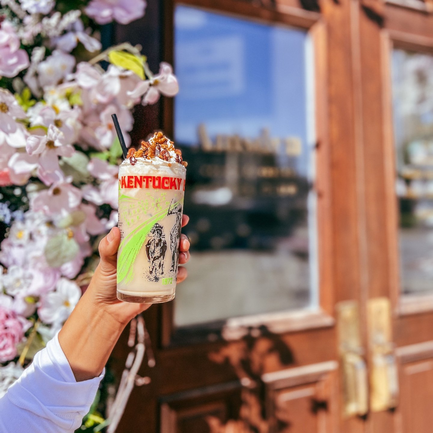 🌹🐎 Happy Derby Day! 🐎🌹 Get into the spirit with our exclusive Derby Pie Latte - a delicious blend of butter pecan syrup, mocha, espresso, and milk, crowned with whipped cream, chocolate drizzle, and crunchy walnuts. 🏆☕️ Don't miss the chance to 