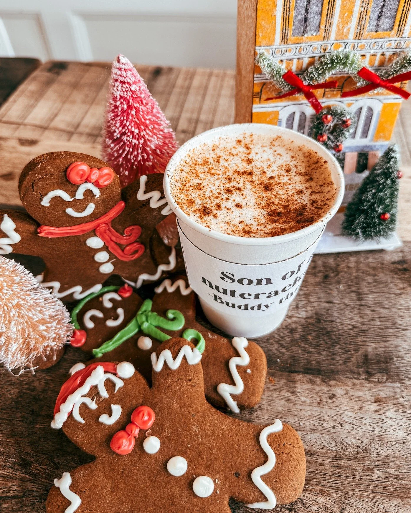 The drink that smells like Christmas and tastes like pure holiday cheer. 🎄☕️

Our Gingerbread Latte is back, made with rich espresso, creamy milk, and sweet gingerbread syrup, topped with a sprinkle of cinnamon. It&rsquo;s warm, cozy, and just the r