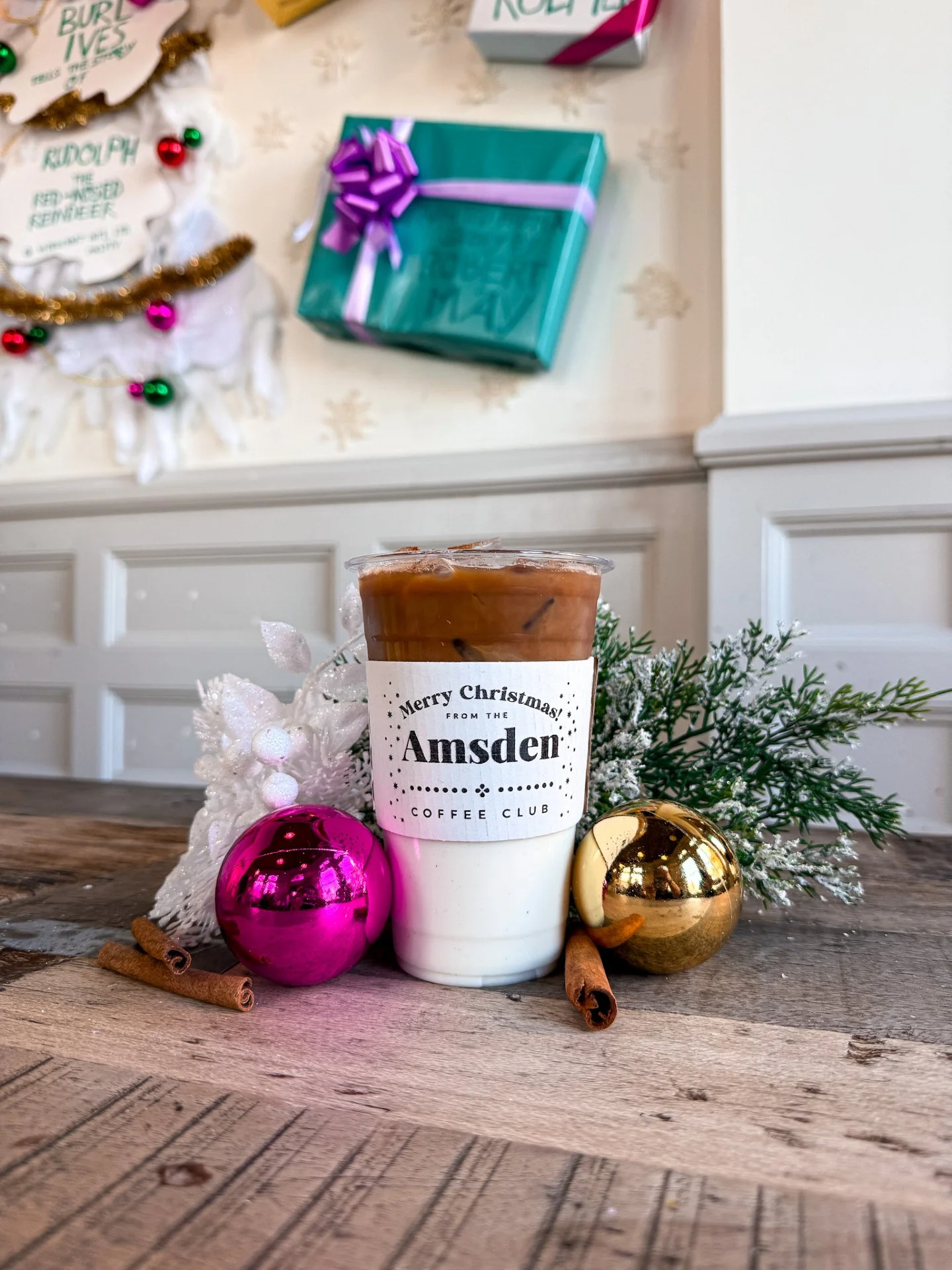 Sweet, smooth, and perfectly cozy. 🍁☕️

Our Brown Sugar Maple Macchiato mixes rich espresso with brown sugar and maple syrups, finished with a sprinkle of cinnamon sugar on top. 🤎✨

It&rsquo;s the kind of drink that feels like a slow morning and yo