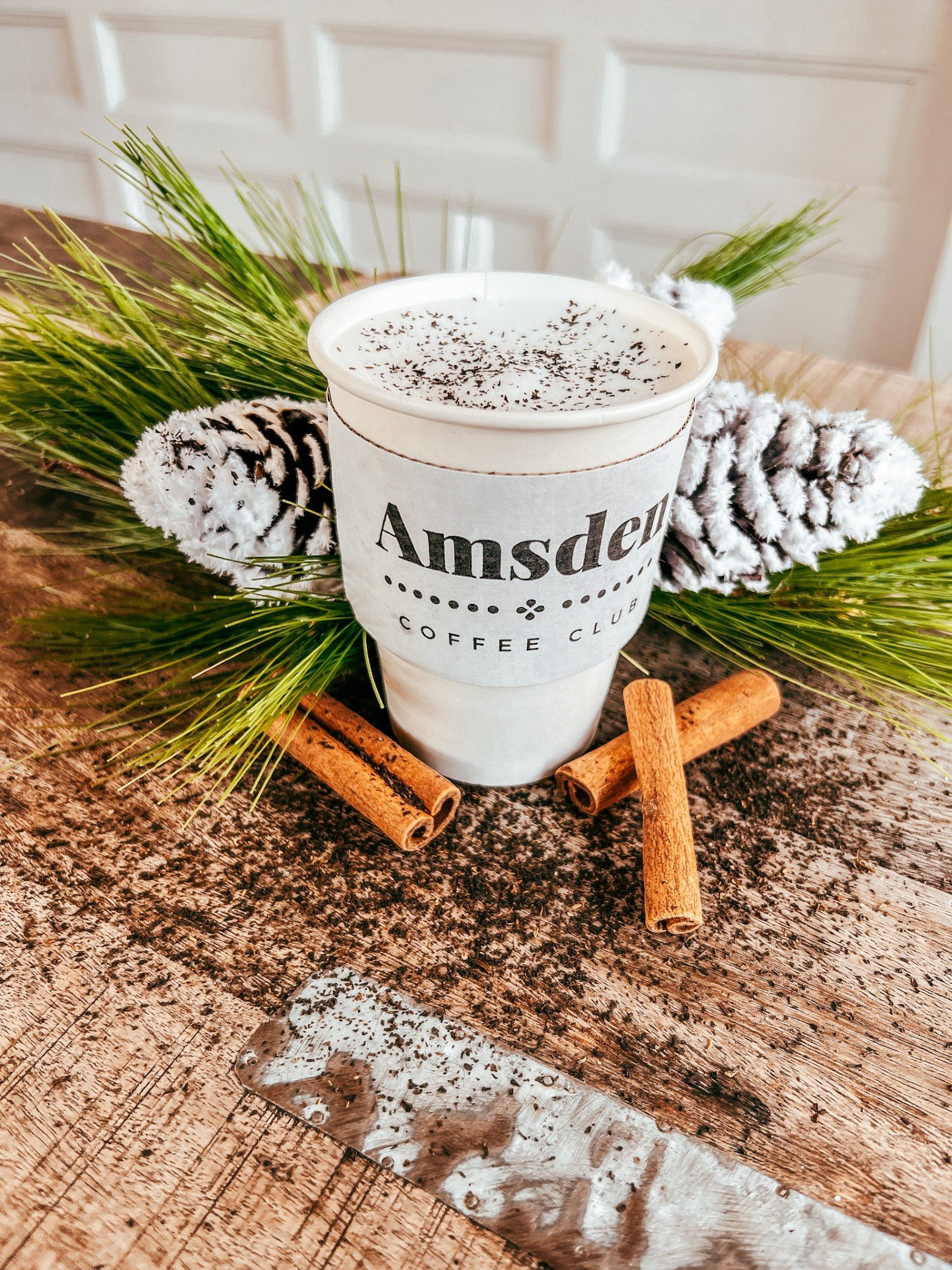 Our Winter Dream Tea blends earl grey with cinnamon and vanilla, finished with a cloud of steamed milk.

It&rsquo;s warm, comforting, and tastes like a quiet morning watching snow fall. ❄️🫖

#theamsden #amsden #amsdencoffeeclub #gathermercantile #sh