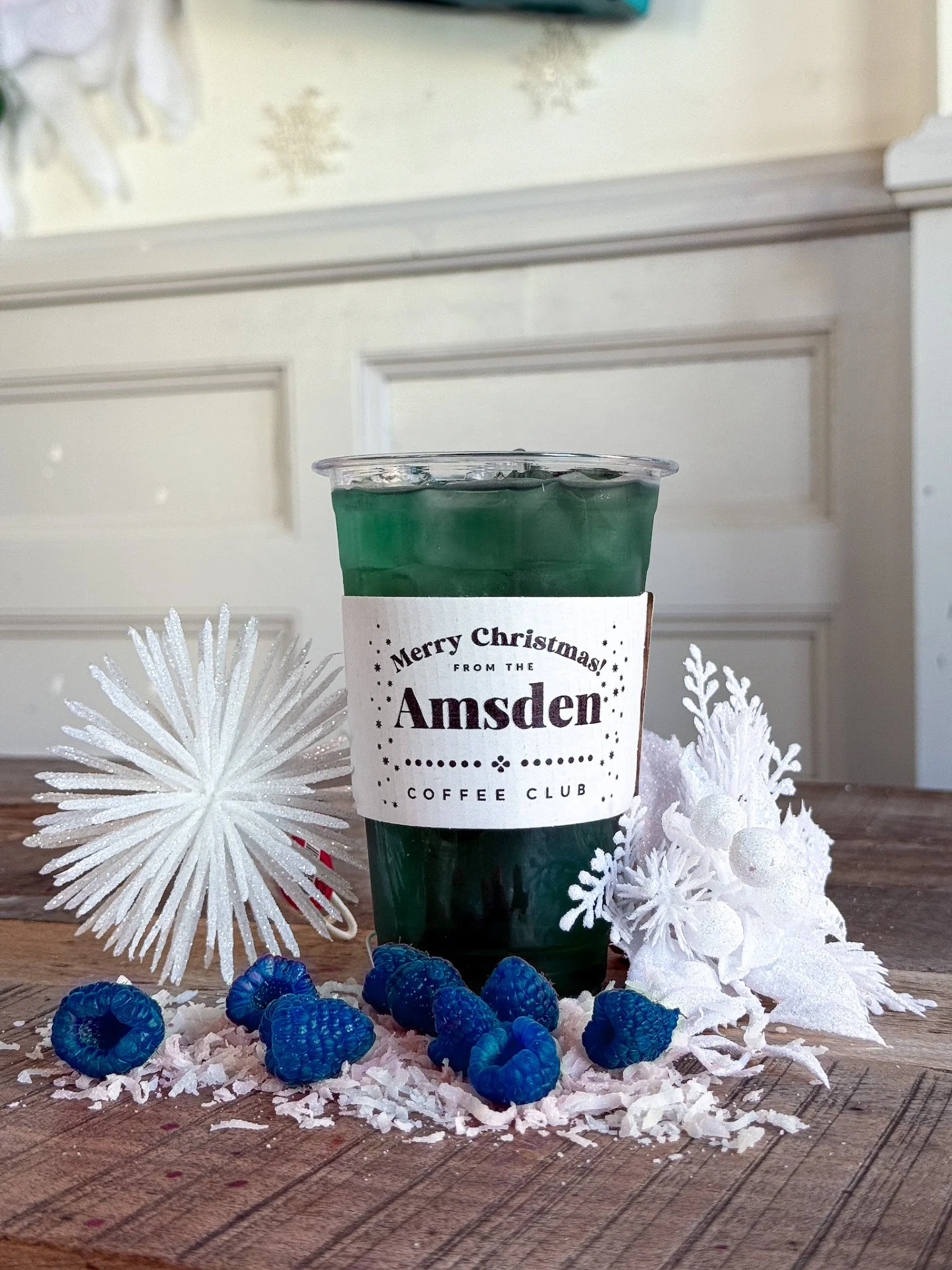 New year, new goals &mdash; and the Blue Raspberry Rush is here to help you crush them. ⚡💙

Packed with Red Bull, blue raspberry + coconut syrup, it&rsquo;s the perfect mix of sweet and energizing to kickstart your day (or your resolutions 😉).

Sip