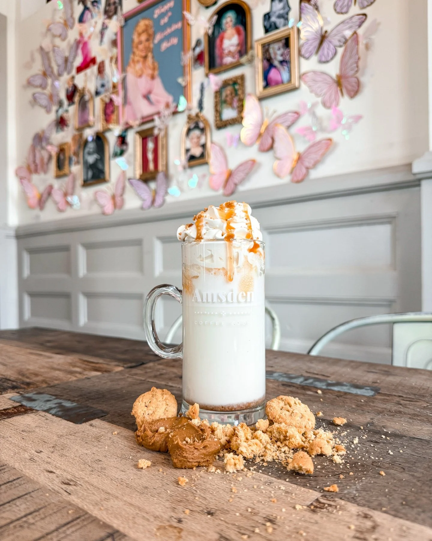 🍪☕ Meet your new favorite treat &mdash; our Cookie Butter Hot Chocolate! 🤎

It starts with creamy white chocolate, then gets piled high with whipped cream, cookie butter drizzle, and a sprinkle of Nutella cracker crumbs. Sweet, smooth, and perfectl