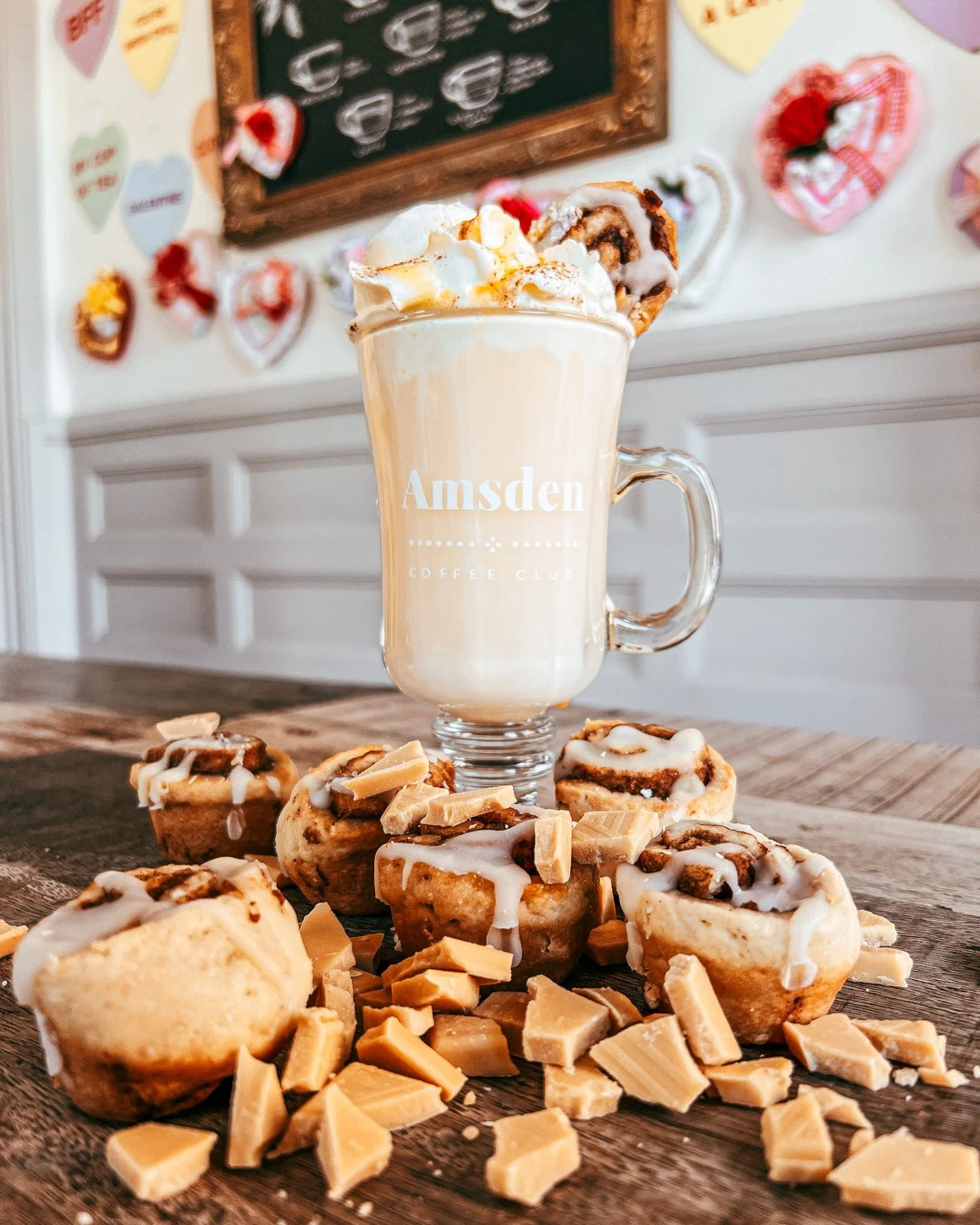 🤍✨ Saturday calls for something sweet! ✨🤍

Meet our Cinnamon Bun White Hot Chocolate &mdash; made with brown sugar cinnamon syrup, white chocolate, and steamed milk, topped with whipped cream, a drizzle of white chocolate, and a sprinkle of cinnamo