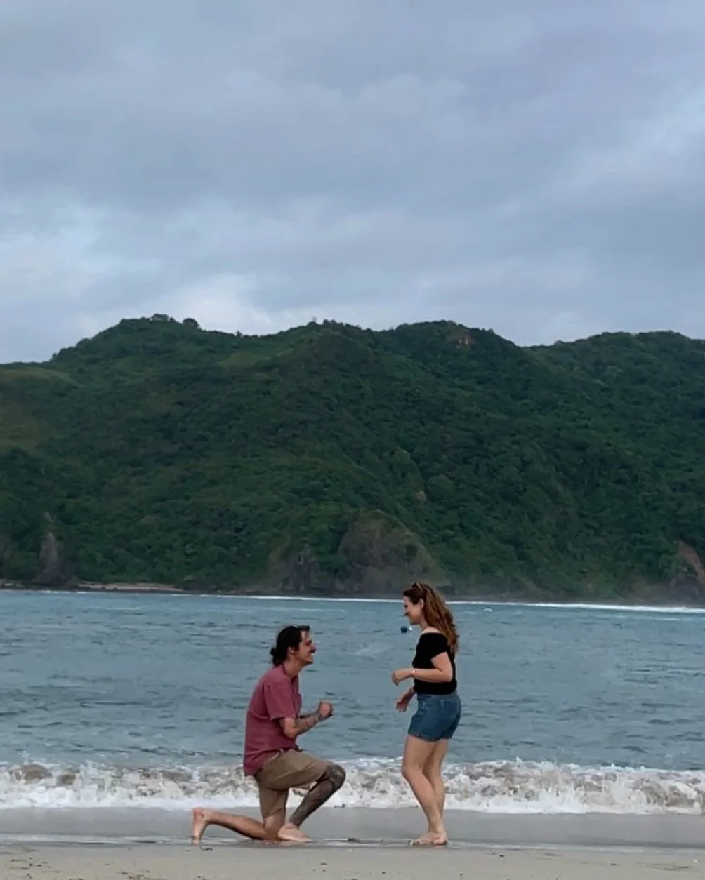 Safe to say the last week has been crazy. There&rsquo;s no other way to put it!

From getting engaged to the love of my life @chrisymomo in a beach in Lombok, to him getting stung by a highly poisonous jellyfish 3 days after and getting dangerously s