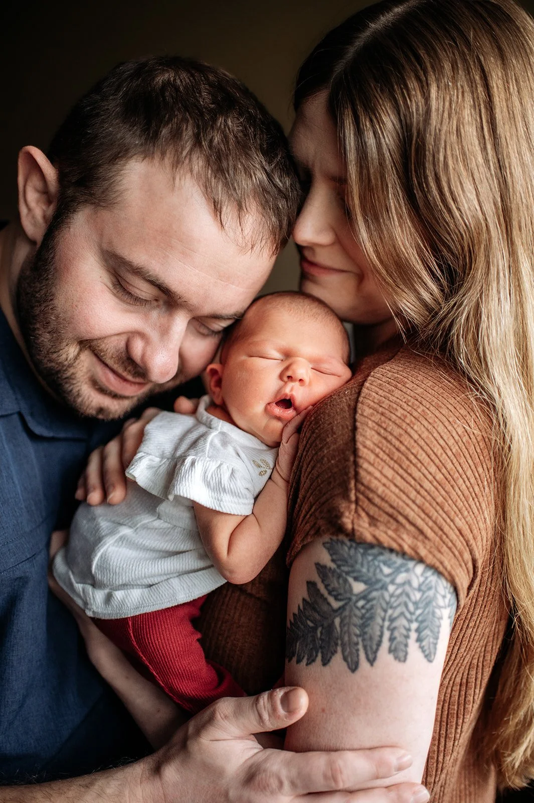 the best newborn photographer near me TACOMA WASHINGTON