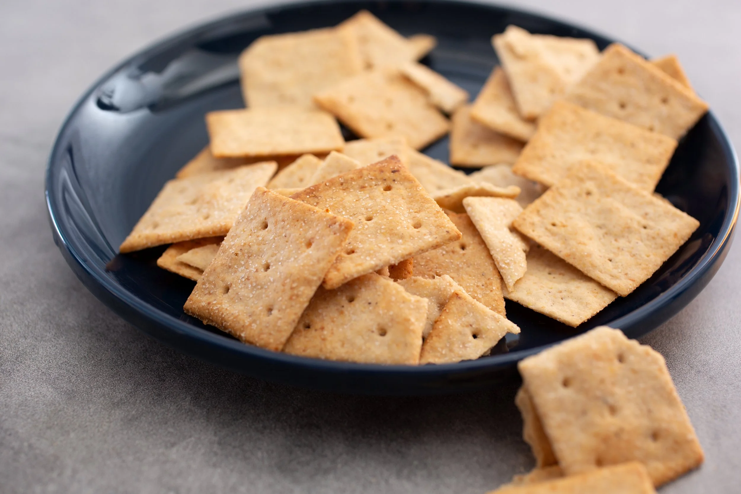 Are Simple Mills Almond Flour Crackers Gluten Free? Some Creative Ways to Use Simple Mills Almond Flour Crackers