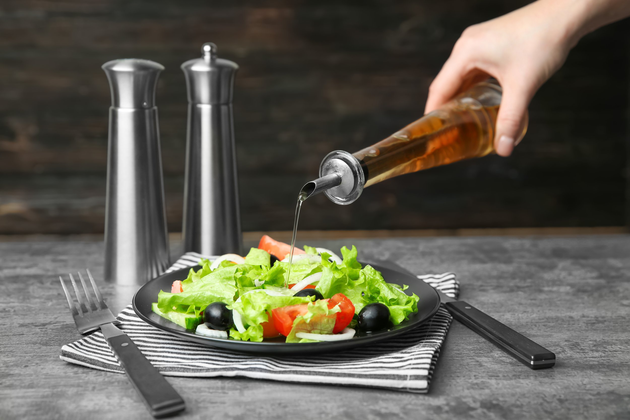 Exploring the safety of red wine vinegar for those with celiac disease, is it gluten-free?