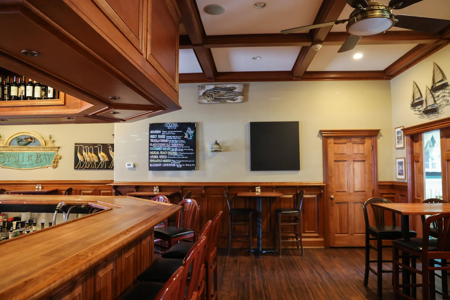 Picture Gallery Oyster Bay Steak & Seafood — Oyster Bay Steak & Seafood