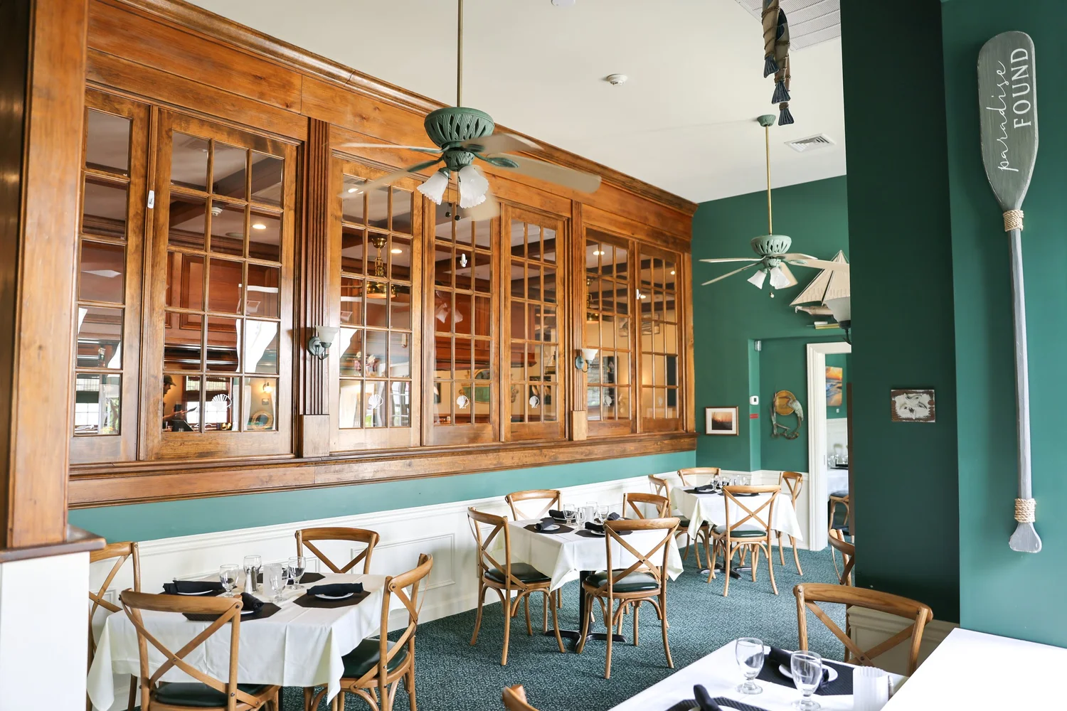 Picture Gallery Oyster Bay Steak & Seafood — Oyster Bay Steak & Seafood